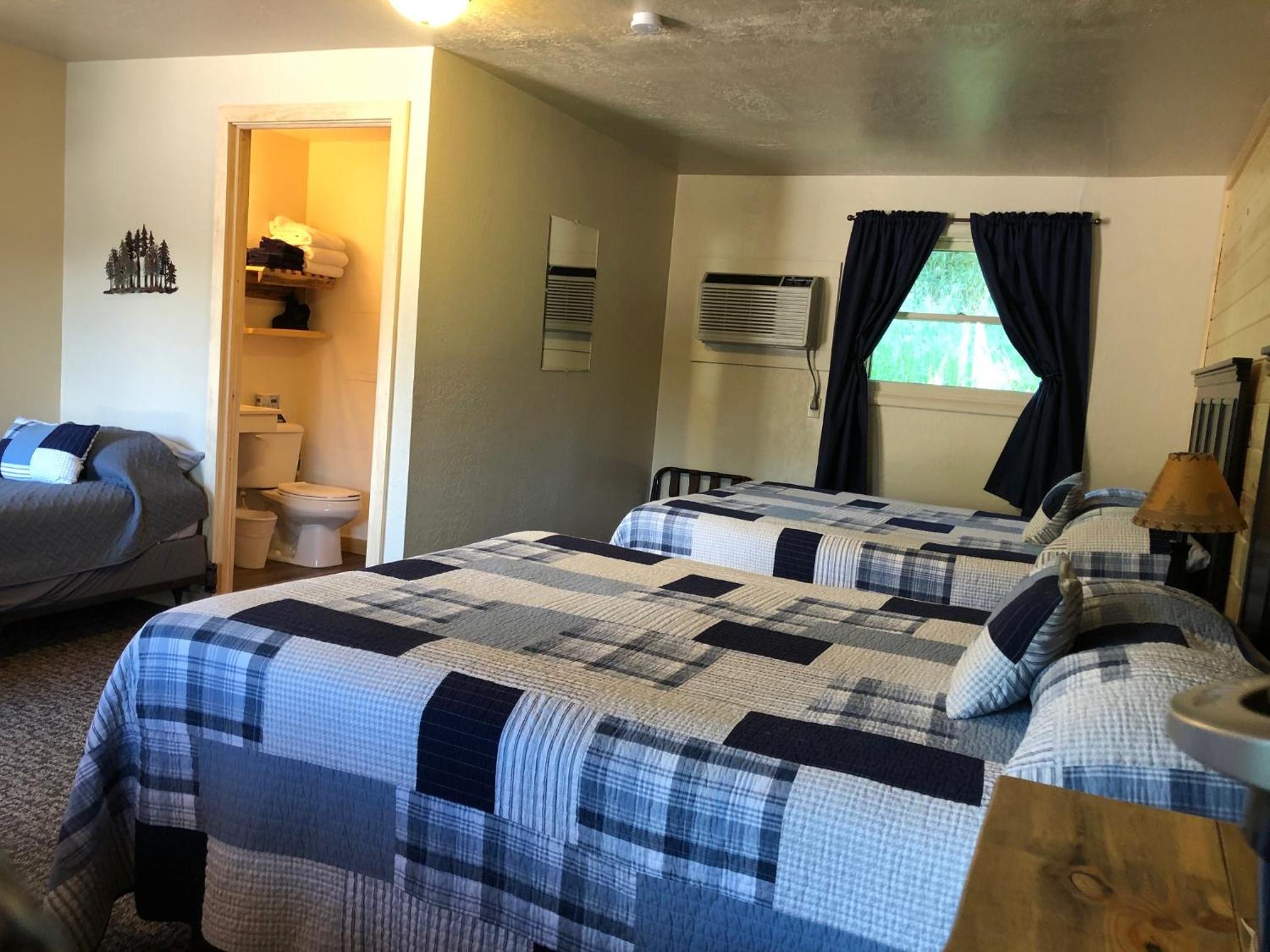 Mountain View Lodge & Cabins