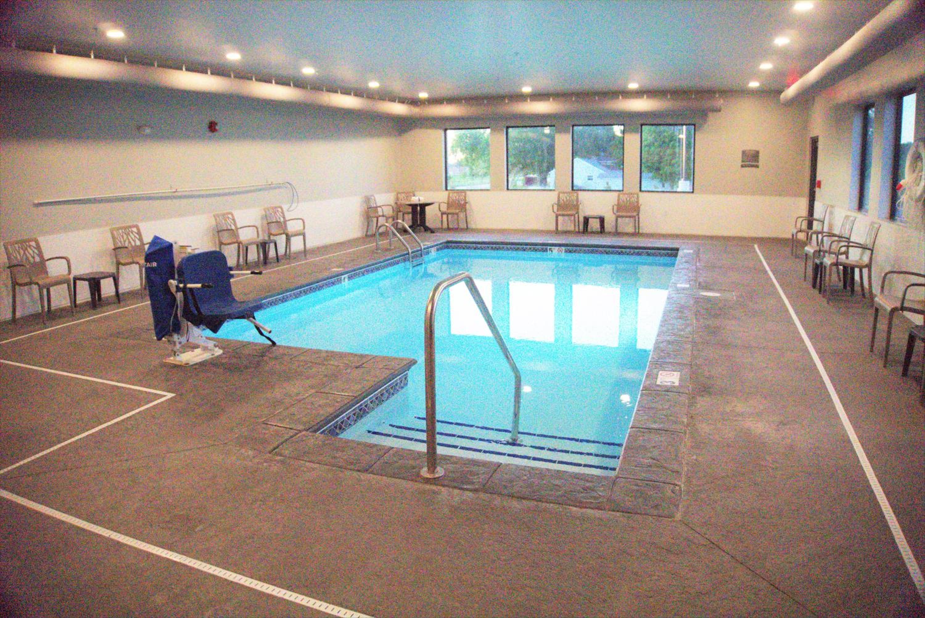 Brookstone Inn & Suites, Bild 15