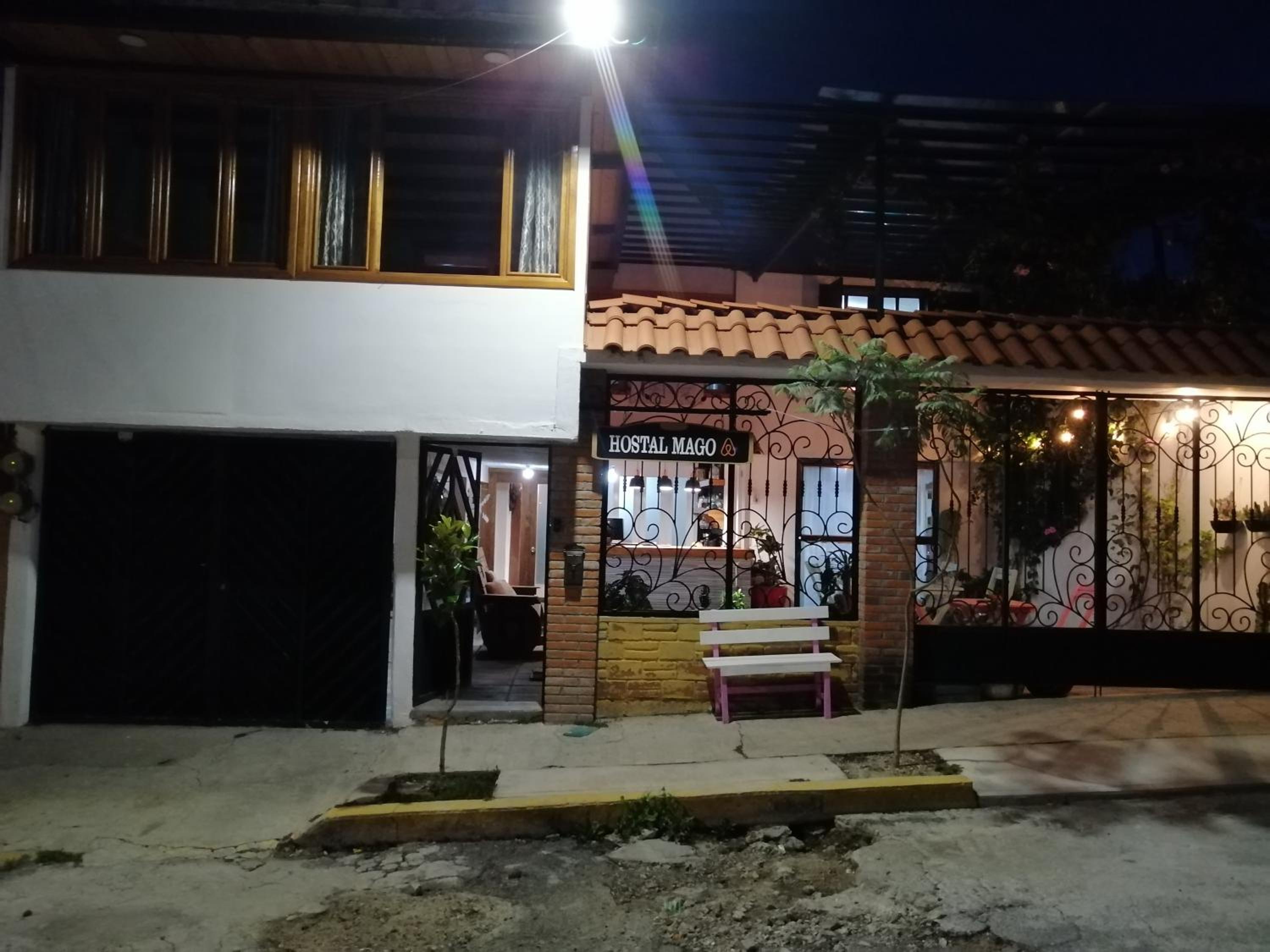 Hotel Hostal Mago - Image 1