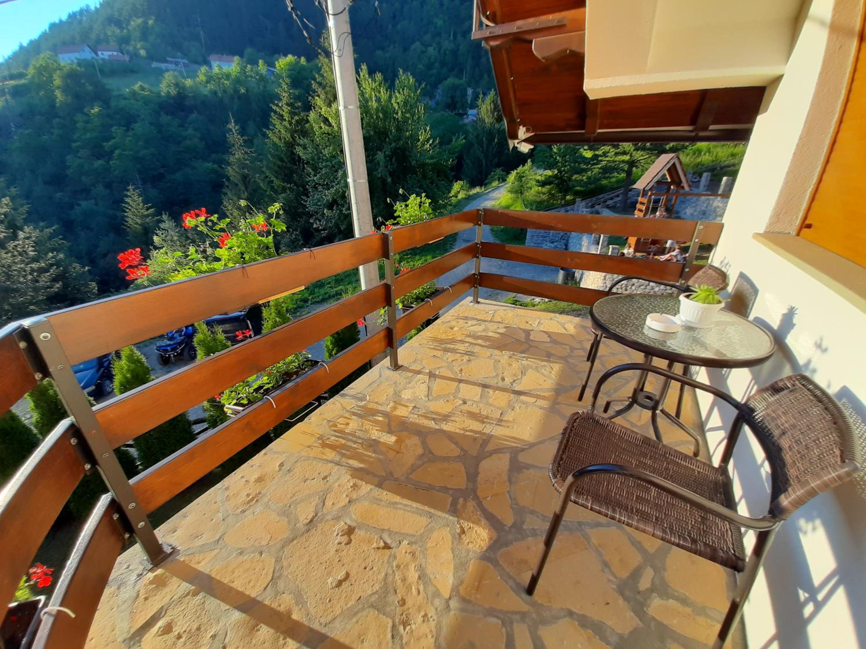 Apartman Sunčana dolina, Zaovine view 5