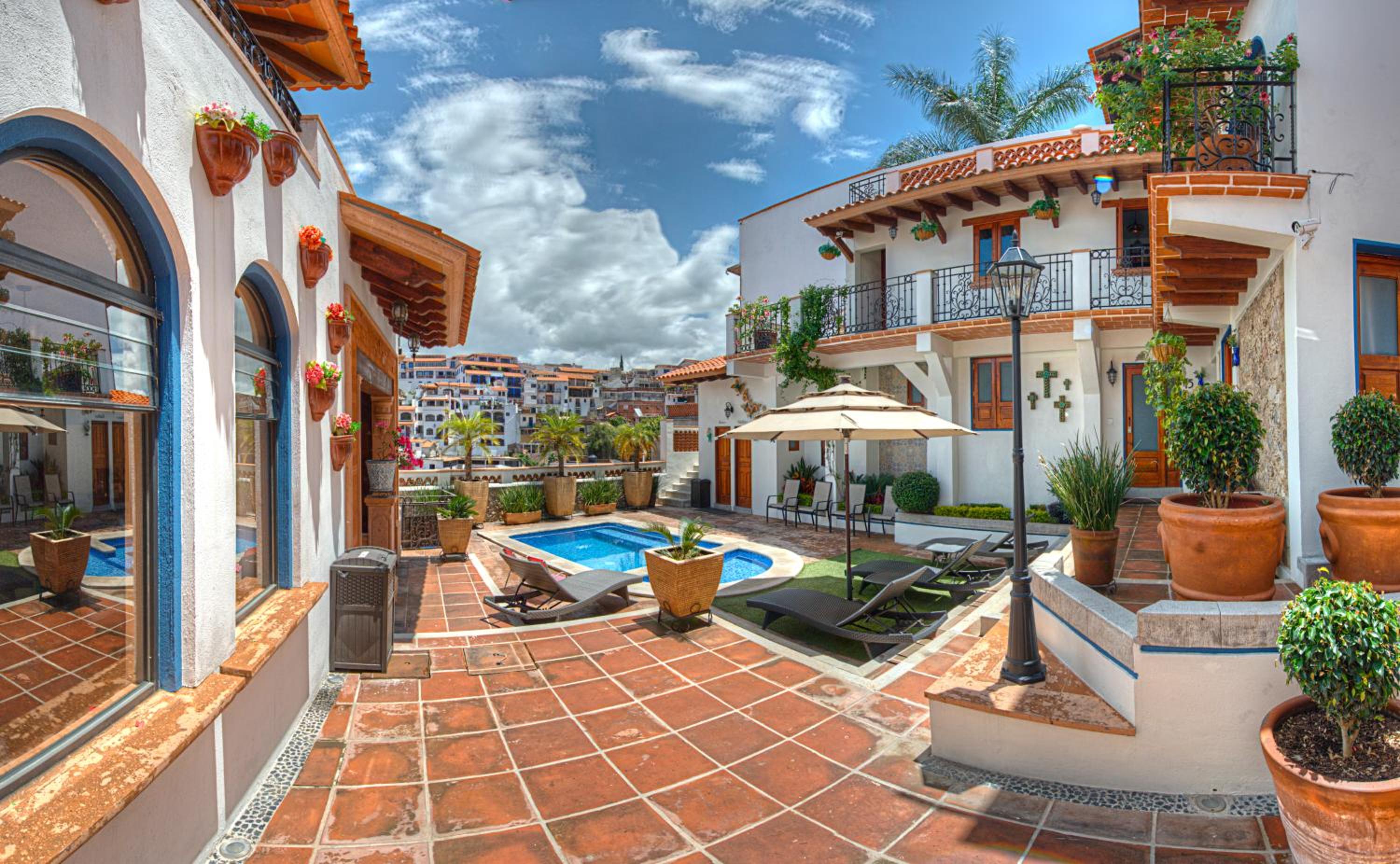 Hotel Santa Paula - Property Image 6