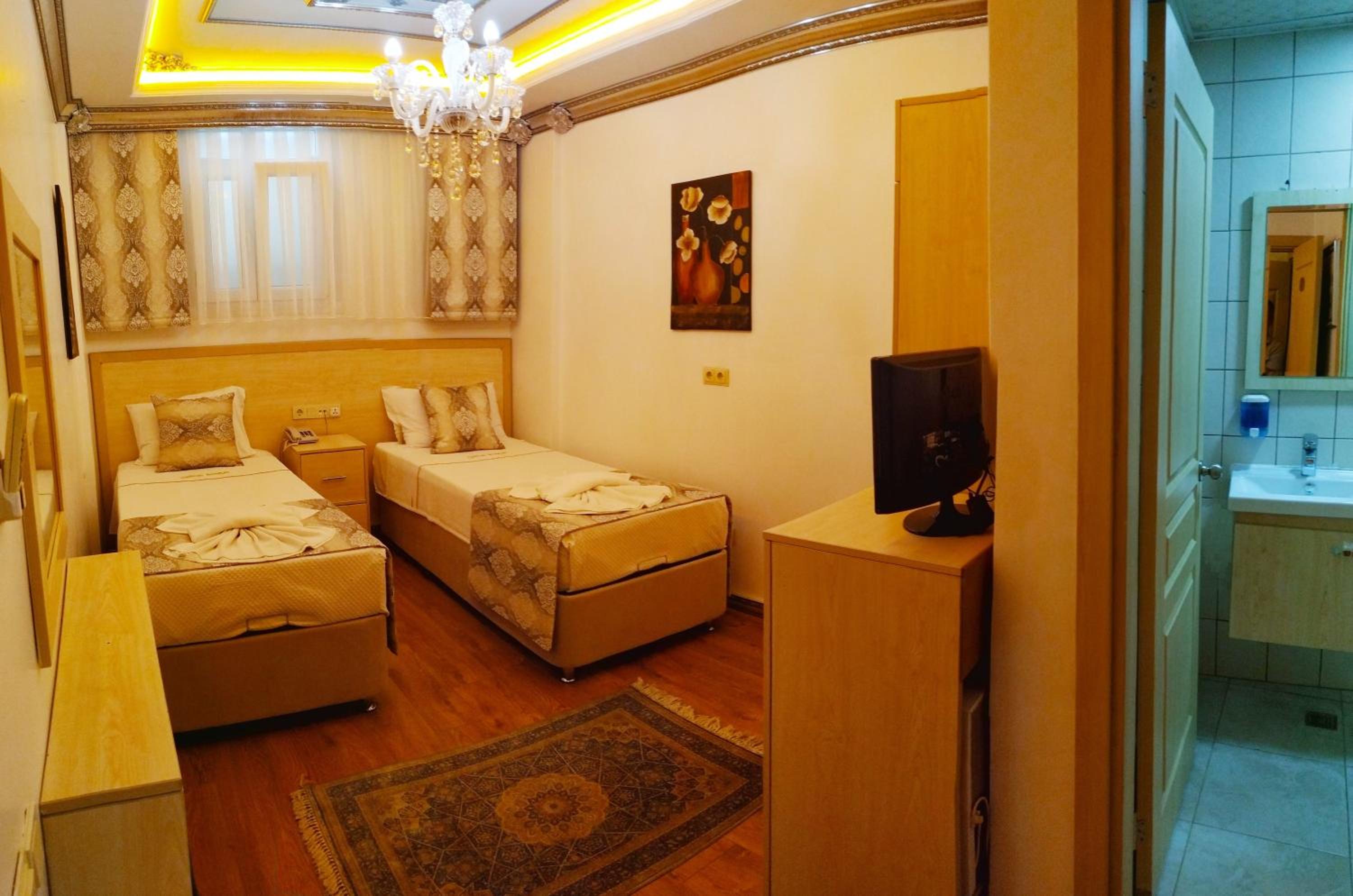 Sultan House - Image 63