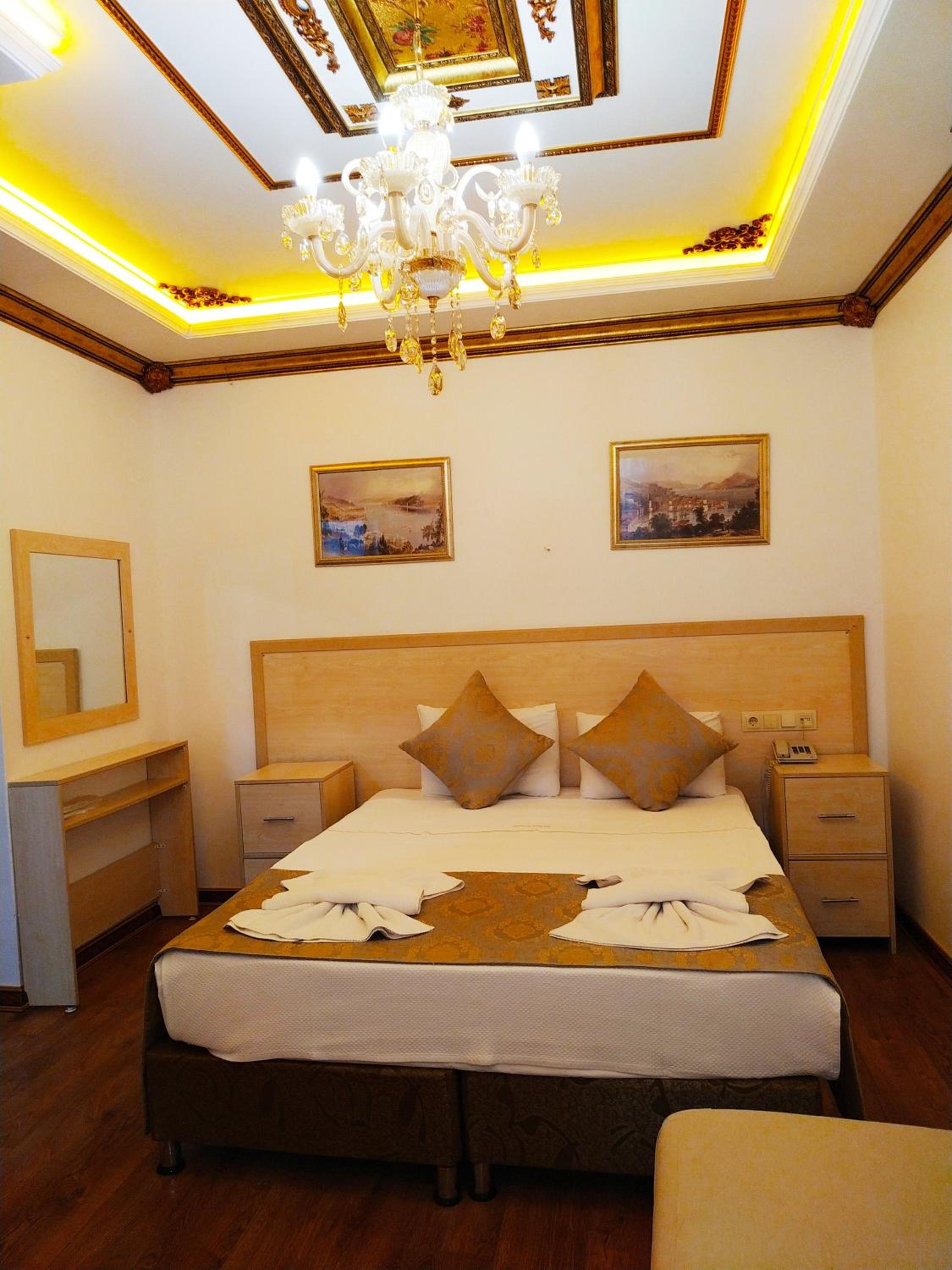 Sultan House - Image 68