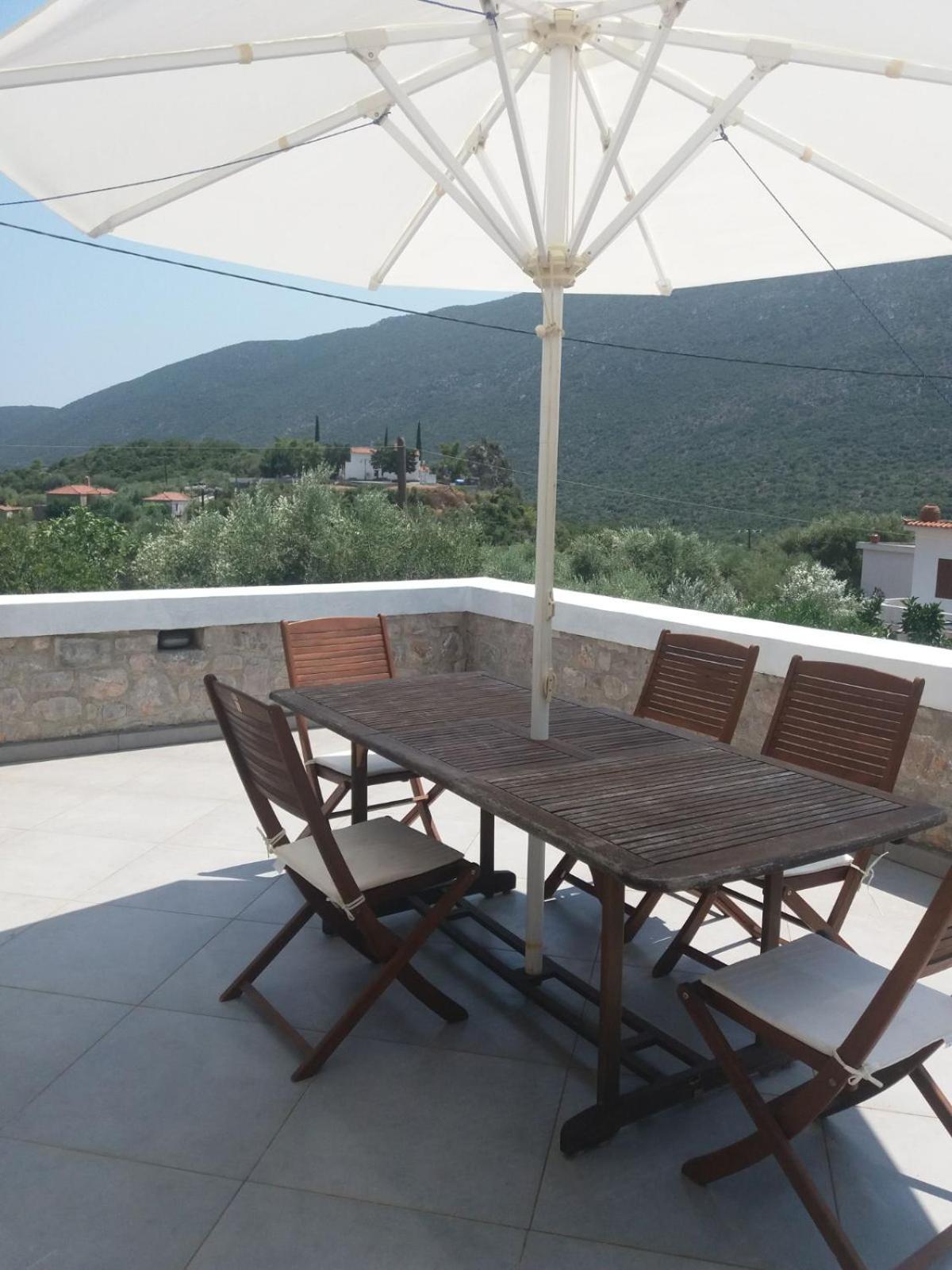 Lakonian home