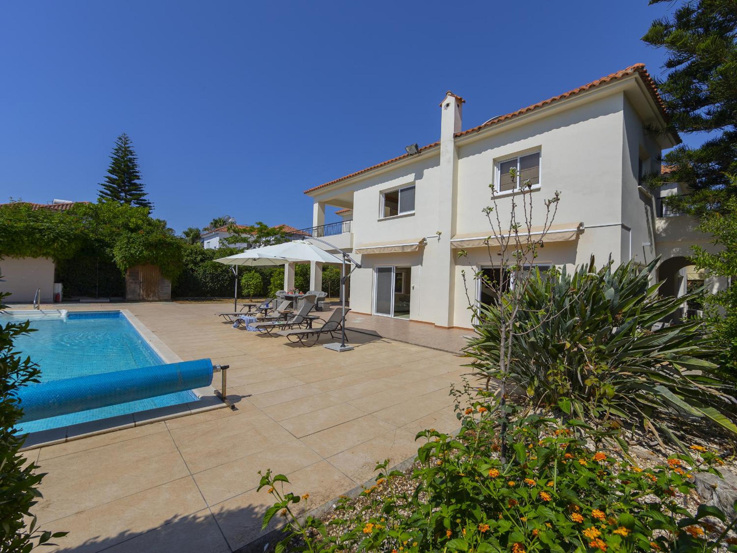 Meneou Seaside Mansion 7 view 5