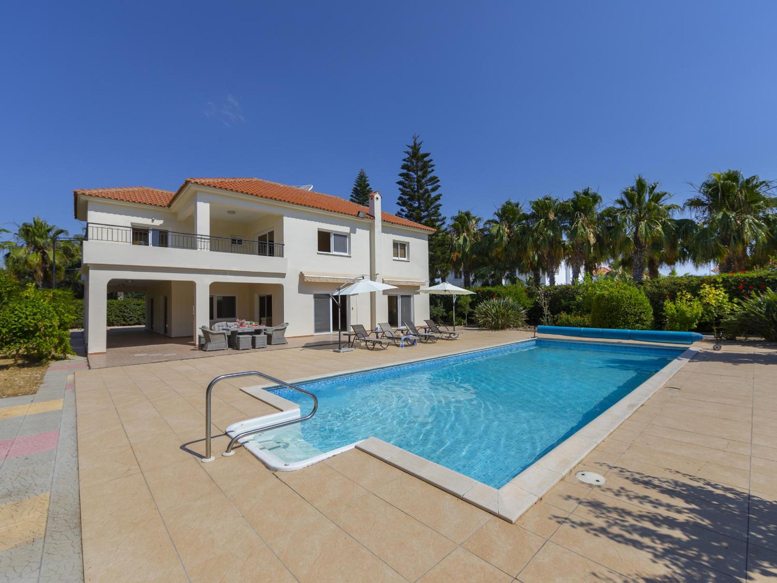 Meneou Seaside Mansion 7 view 2