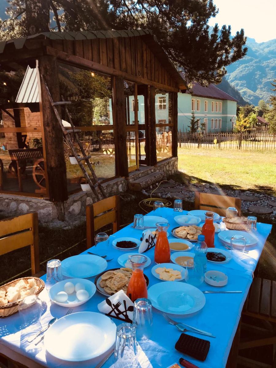 'Gurra Family' Guesthouse