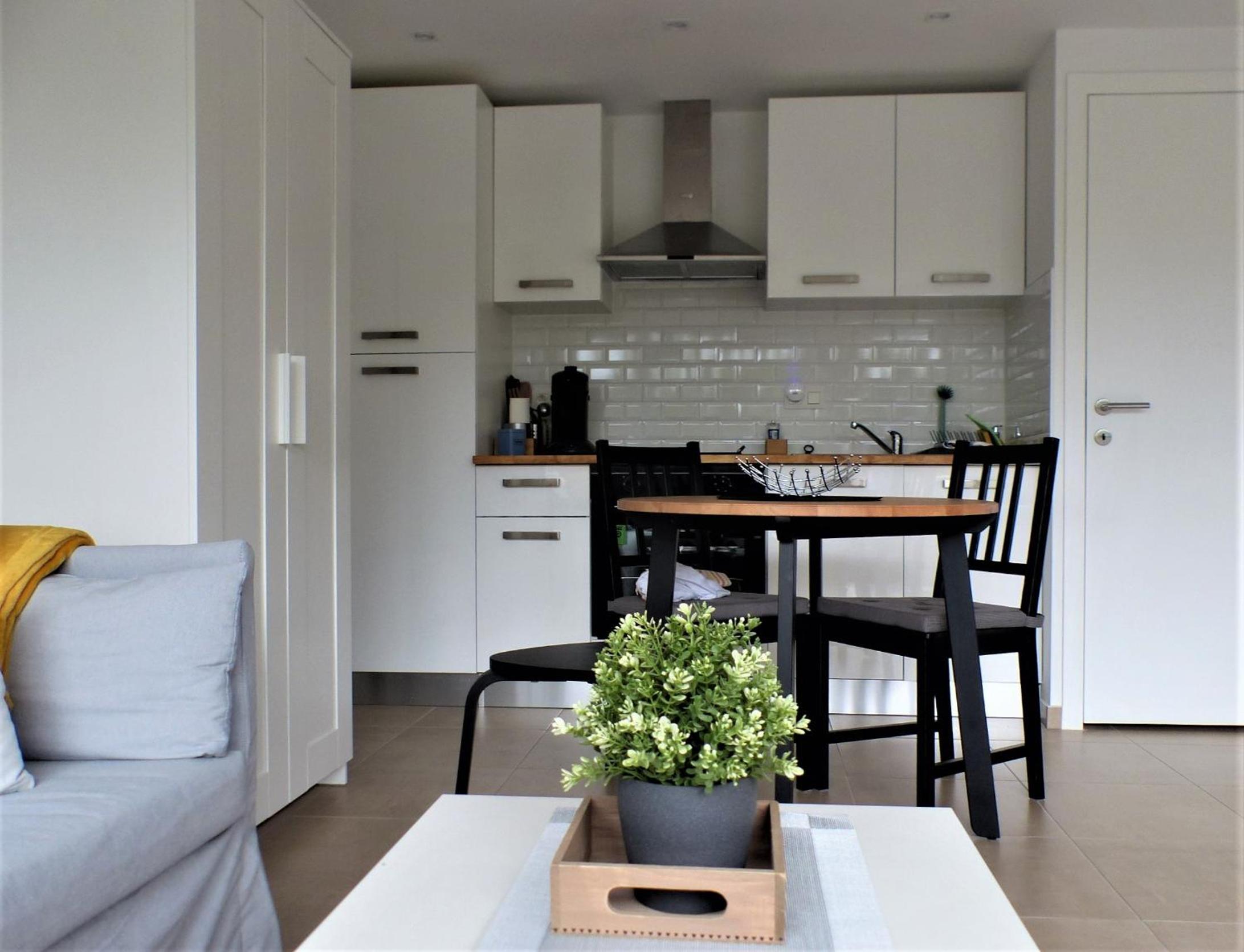 Les terrasses de Malmedy Studio 333 Yellow Grey
