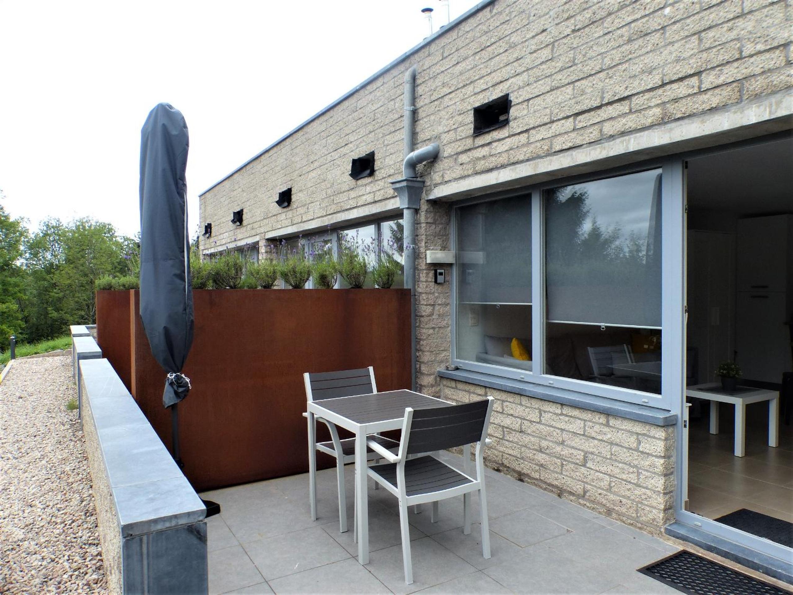 Les terrasses de Malmedy Studio 333 Yellow Grey