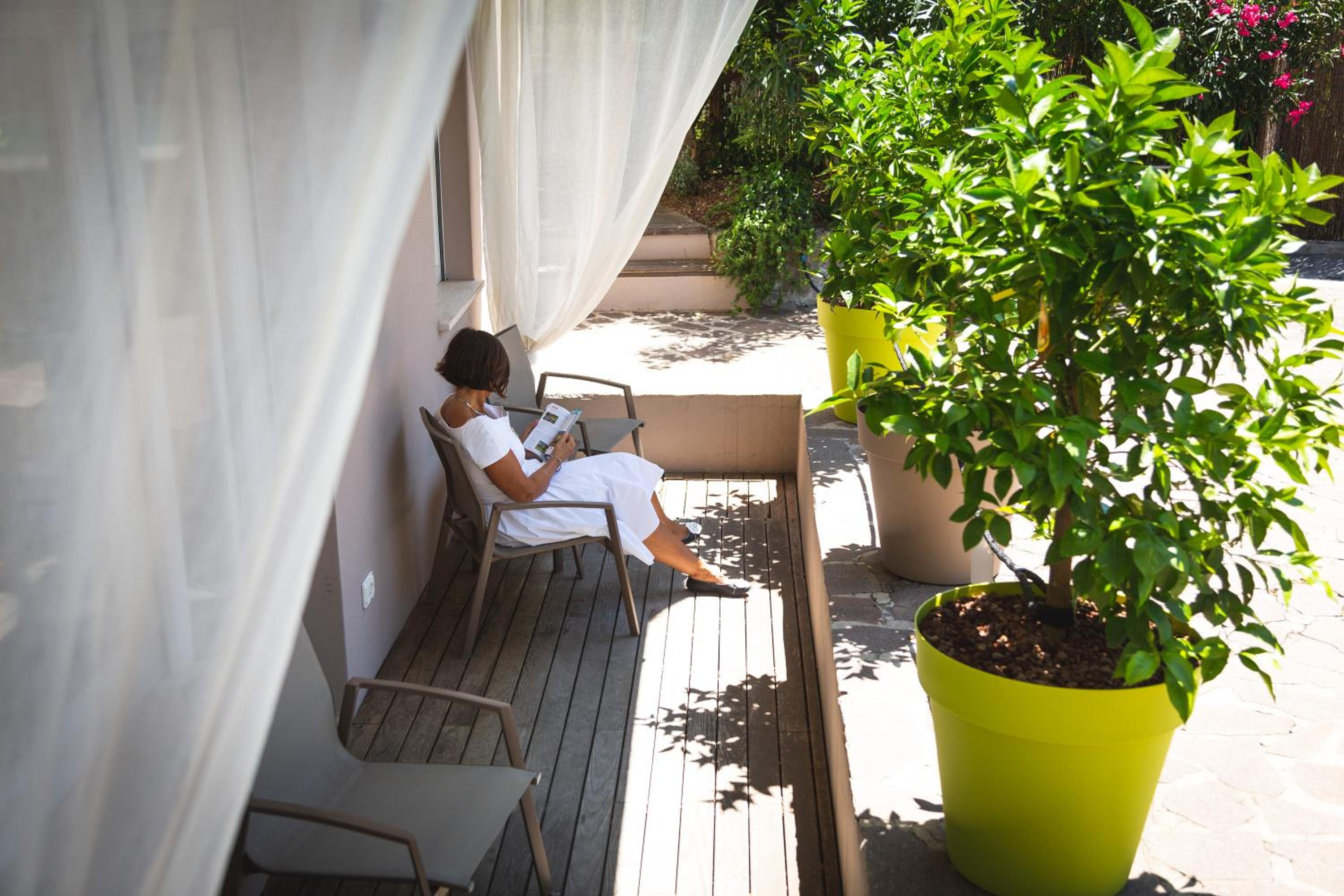 balance & terrace