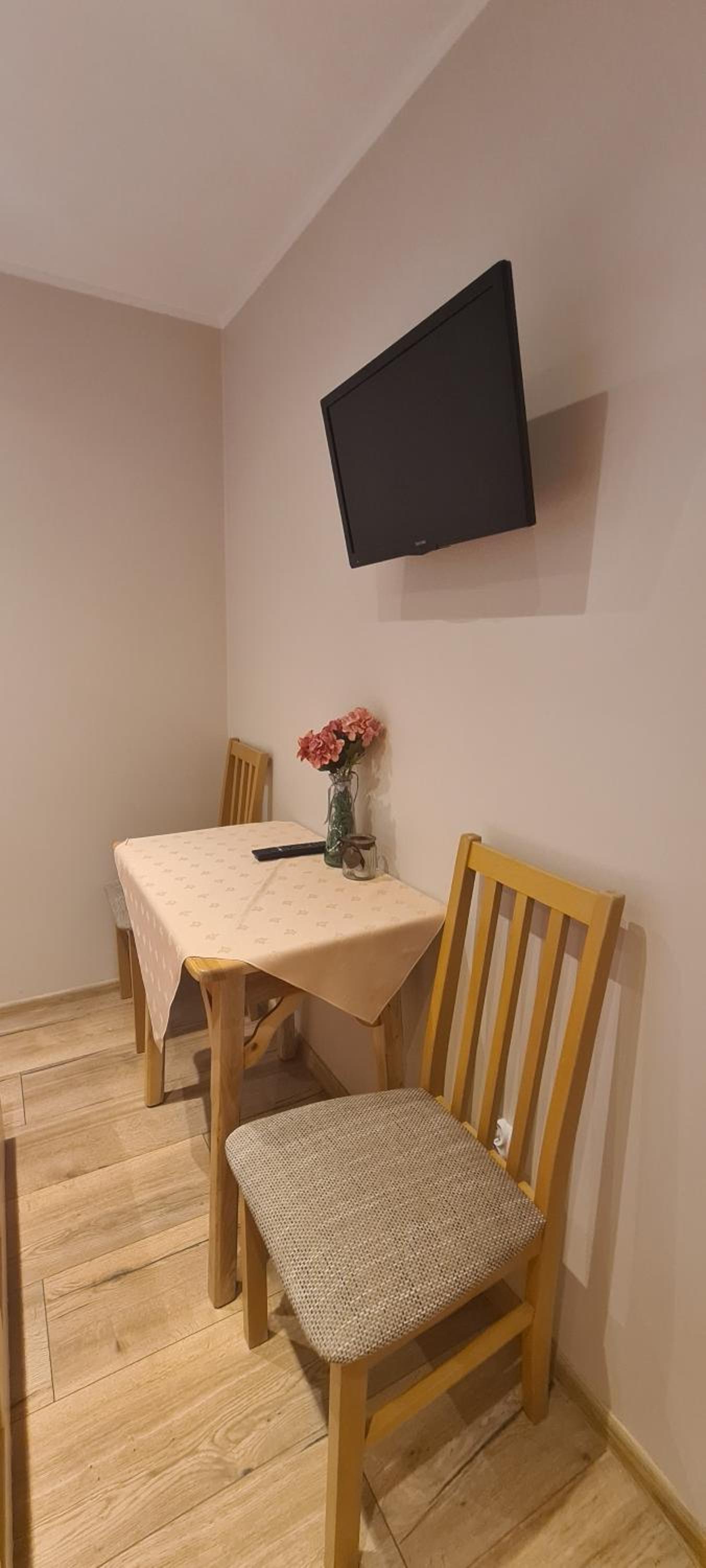 Photo 37