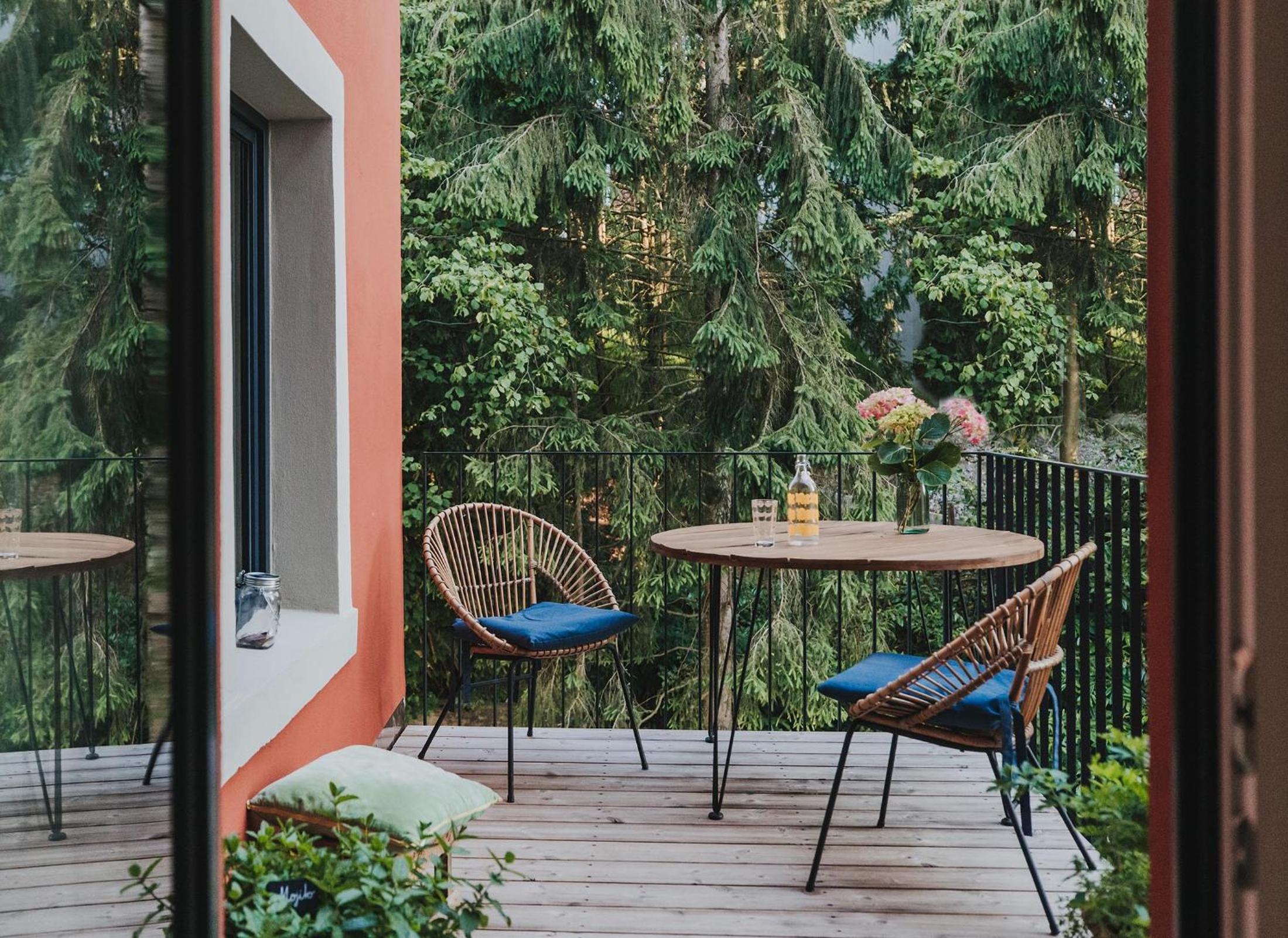 balance & terrace