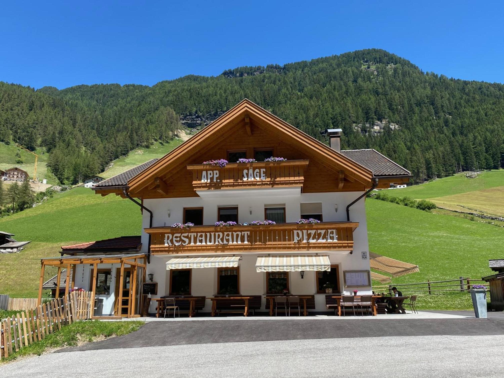 Jausenstation Saege view 2