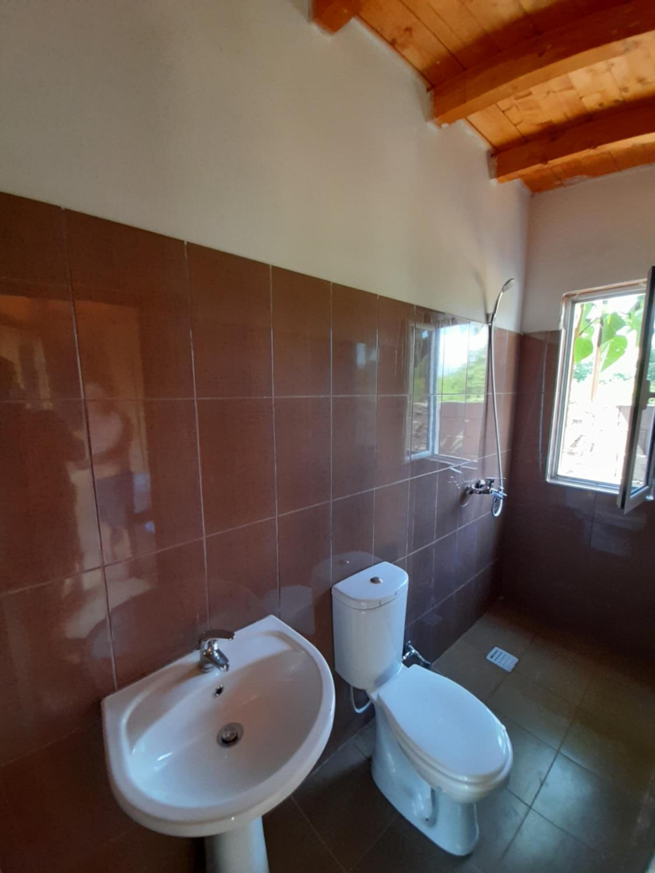 Windmill Shkodra Gesthouse Camping & Grill