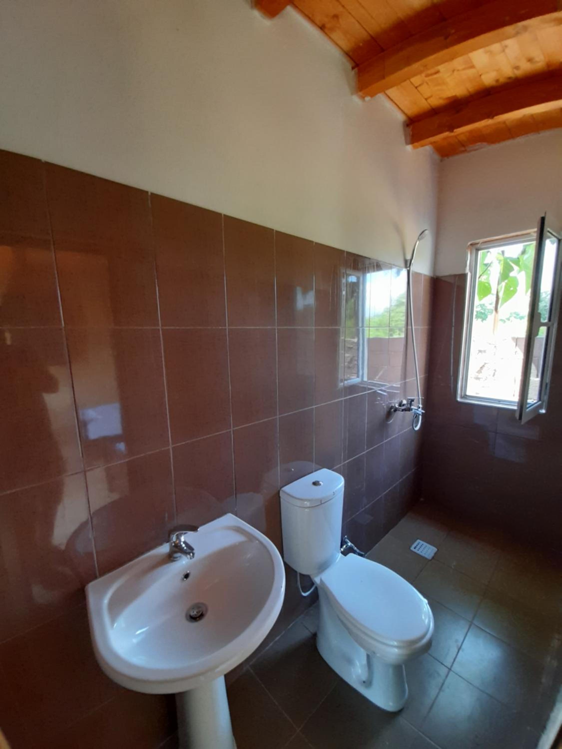 Windmill Shkodra Gesthouse Camping & Grill