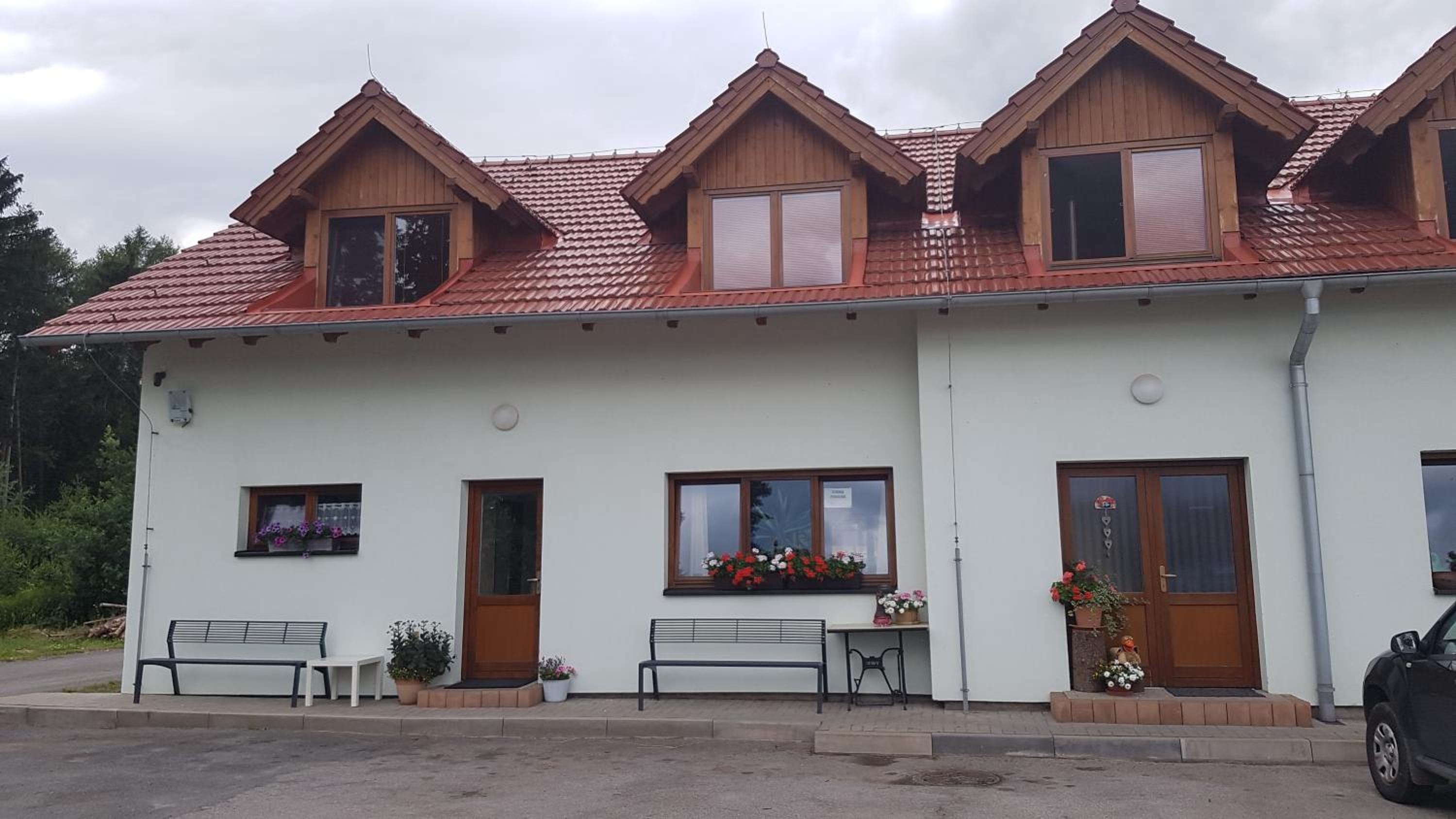Na samotě u lesa -Rasovna view 4