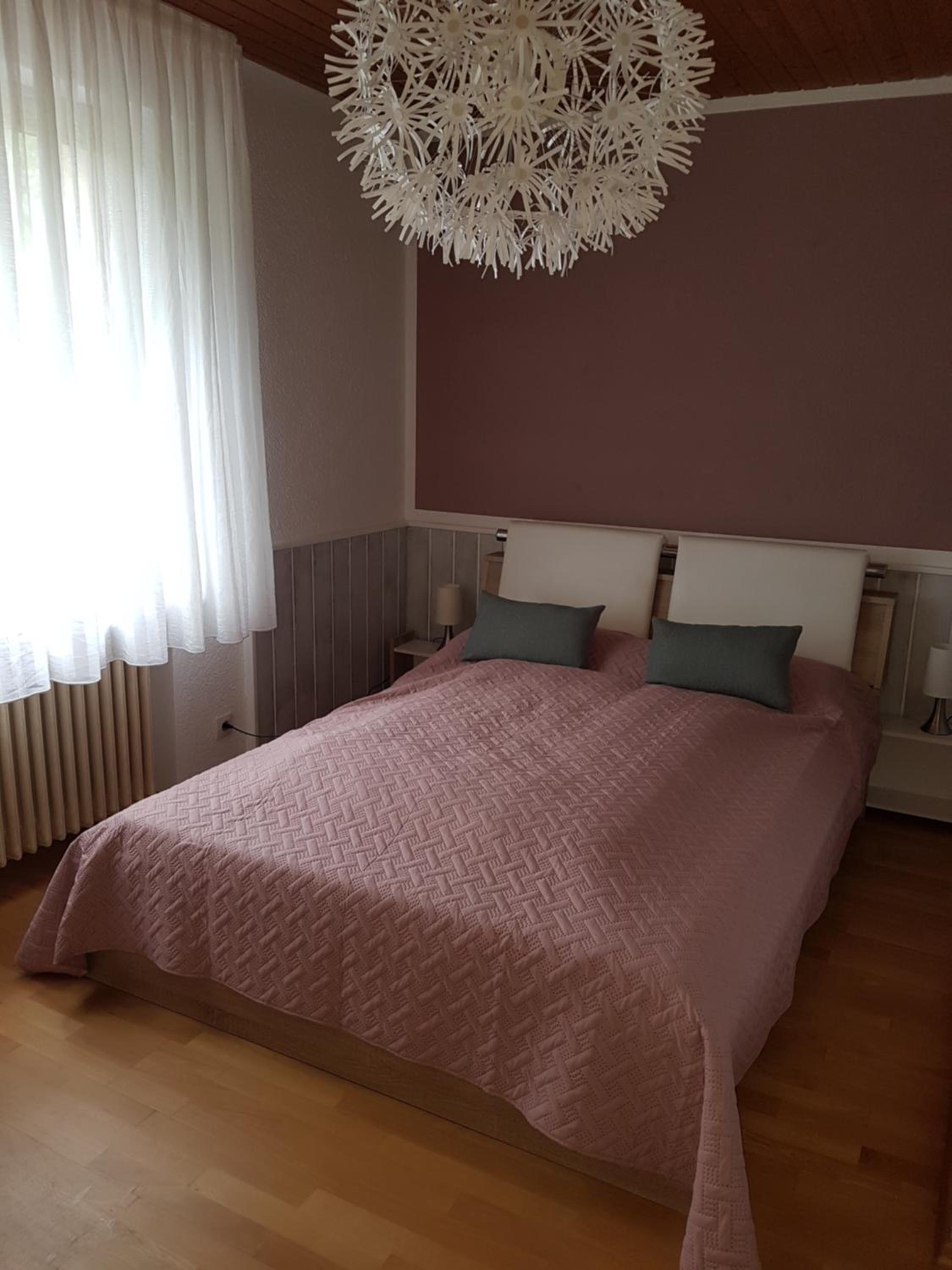HideOut en Monschau — hotel room