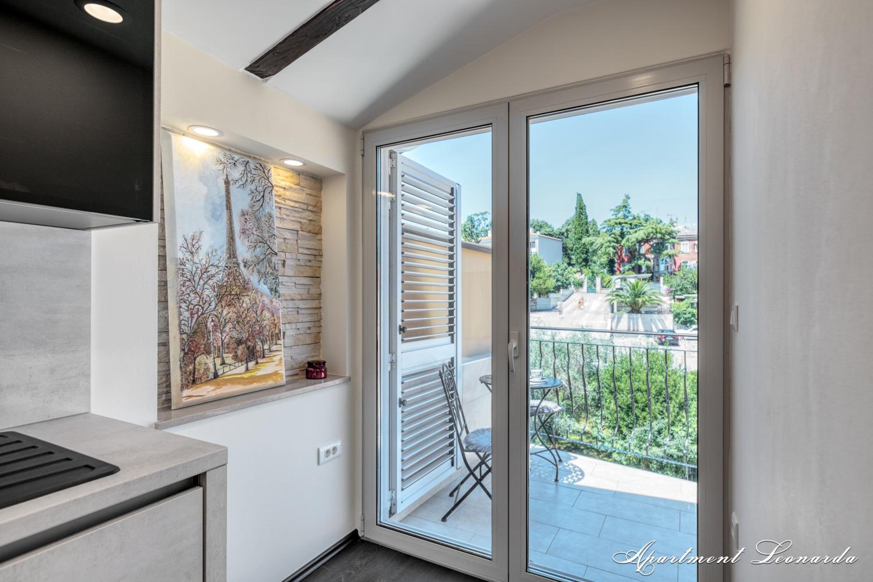 Hotel Penthouse Leonarda with private parking - Image 1