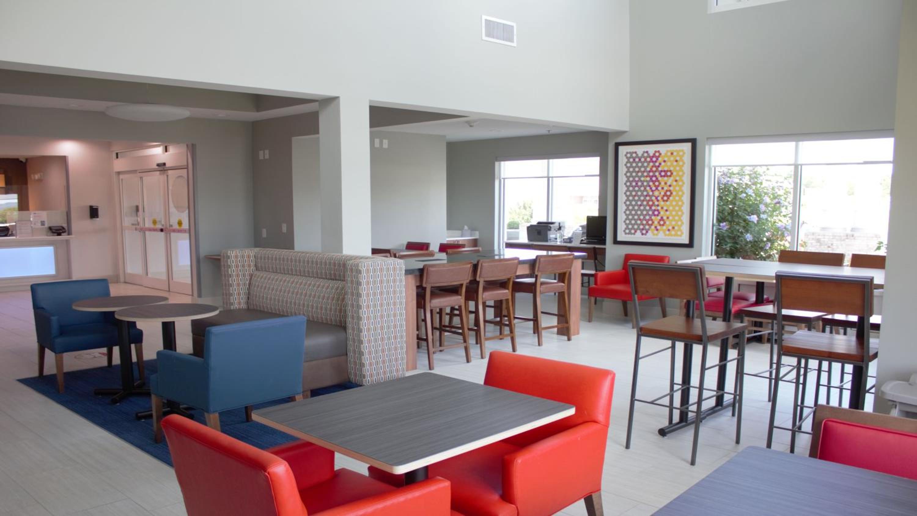 Somerset Vacations - Holiday Inn Express Hotel  Suites Somerset Central, an IHG Hotel - Property Image 67