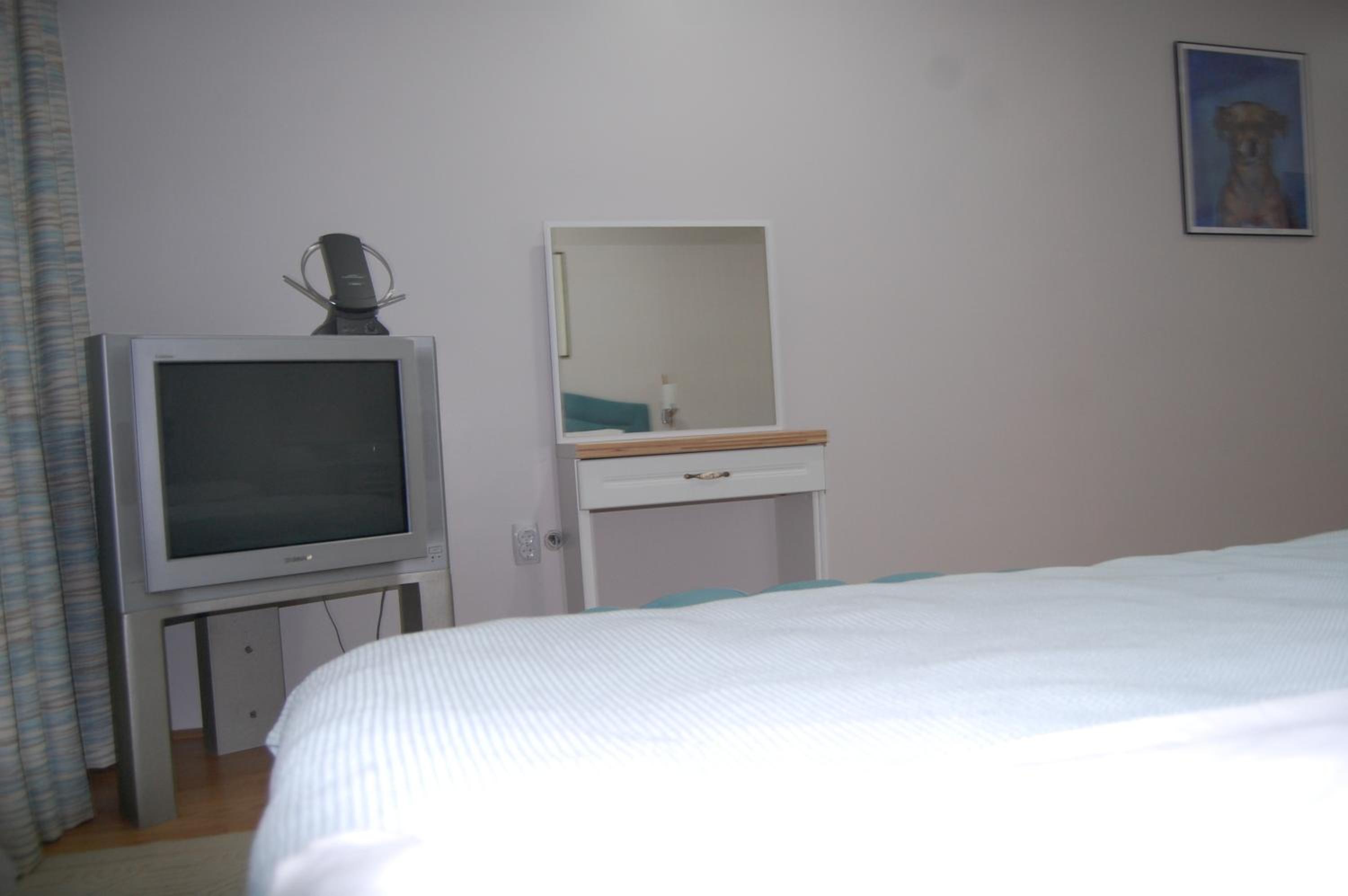 Photo 48