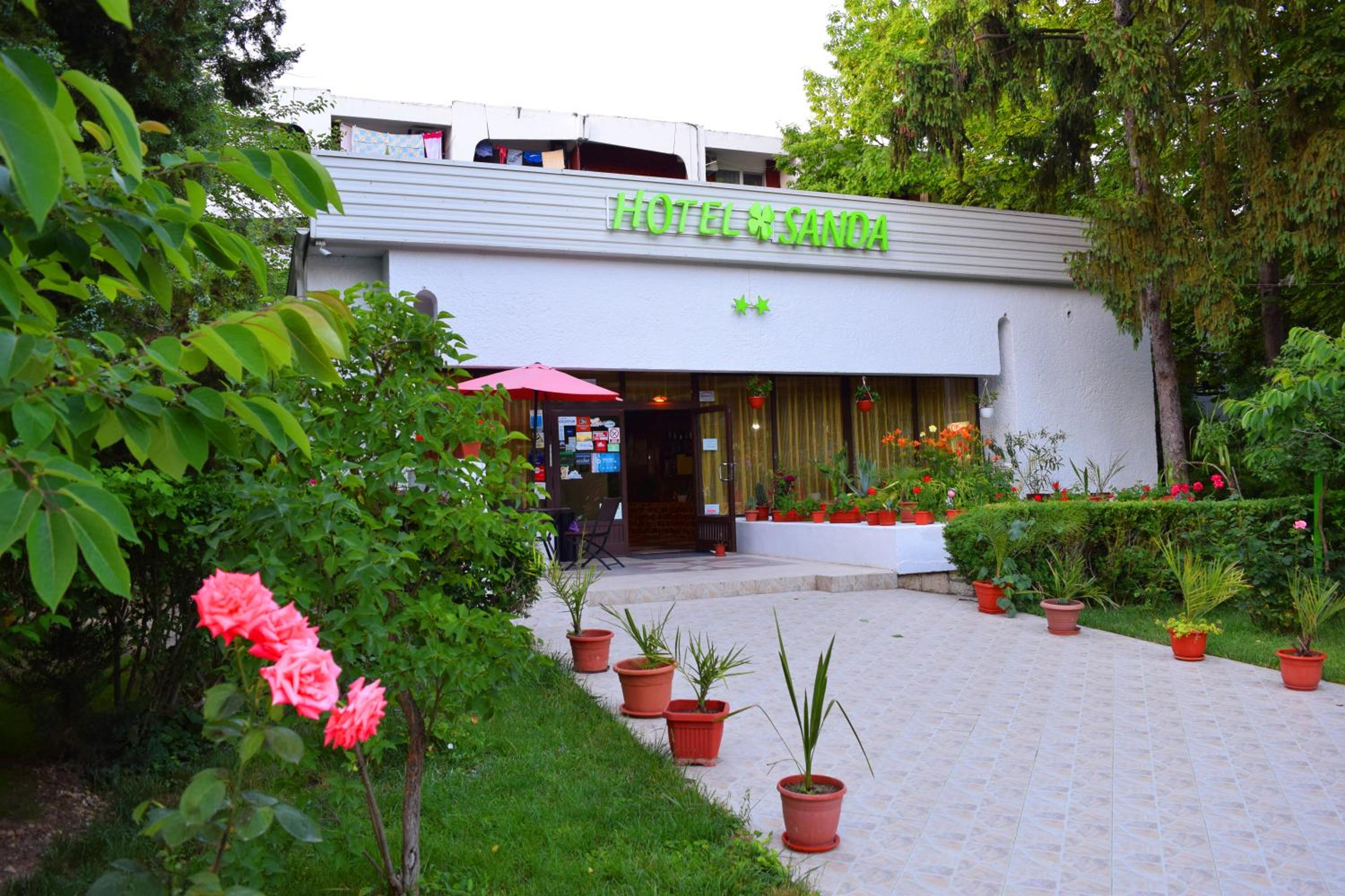 Hotel Sanda - Image 1