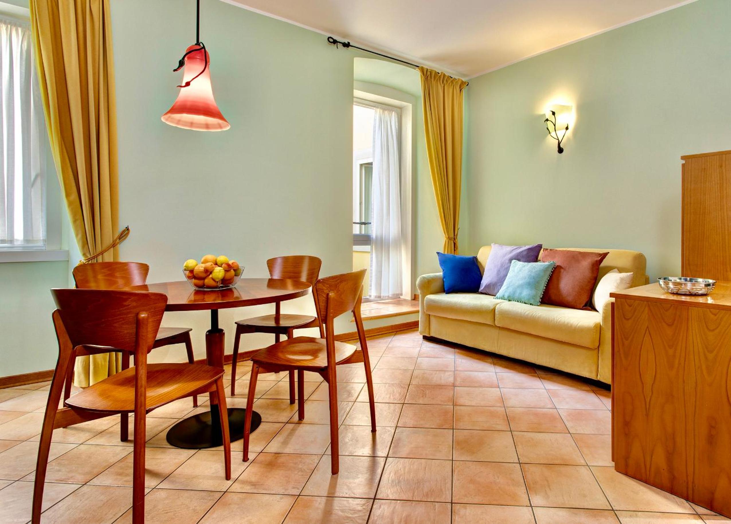 Residence San Giusto en Trieste — hotel room