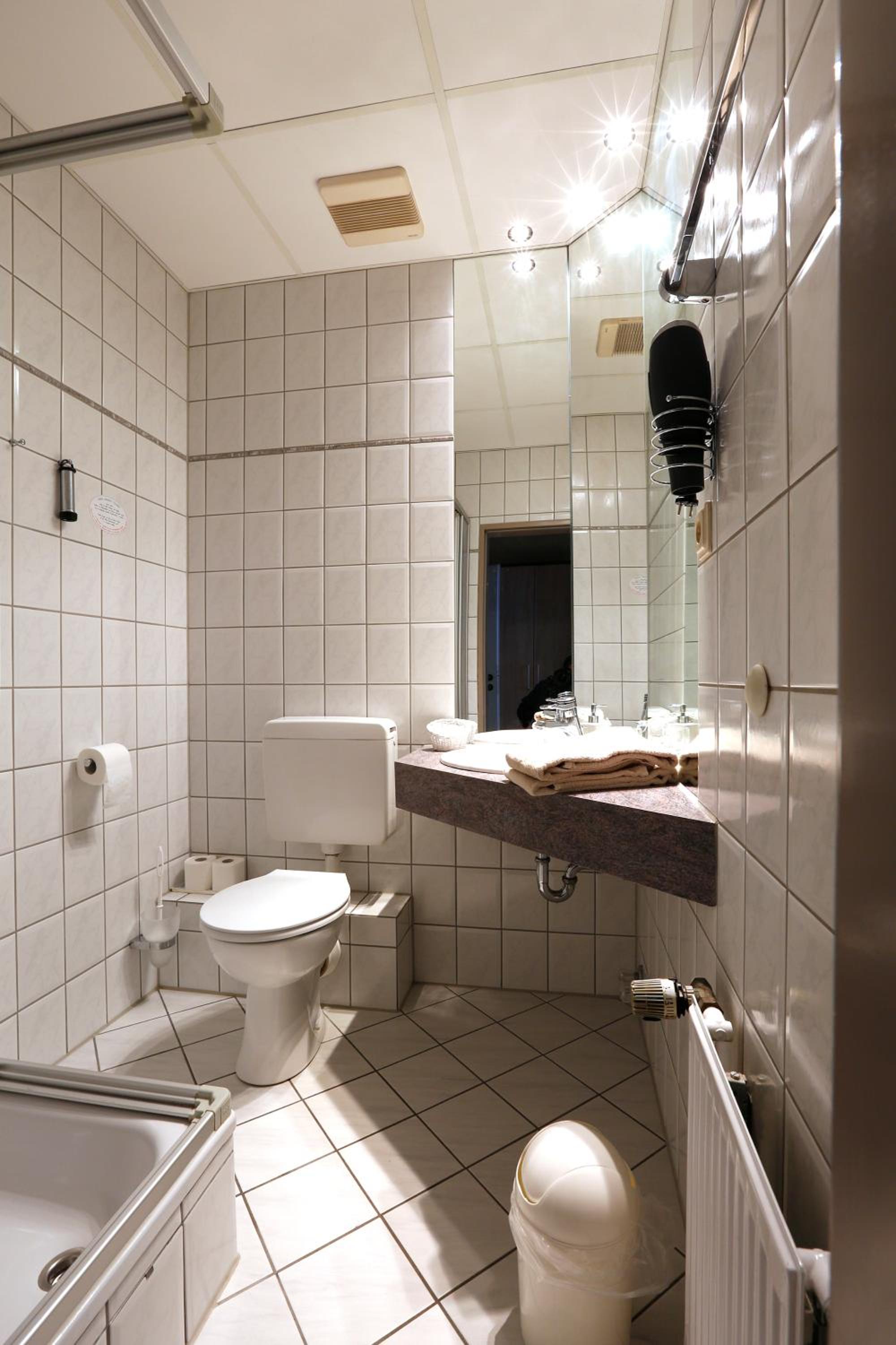 Hotel Stadt Kamen - Property Image 6