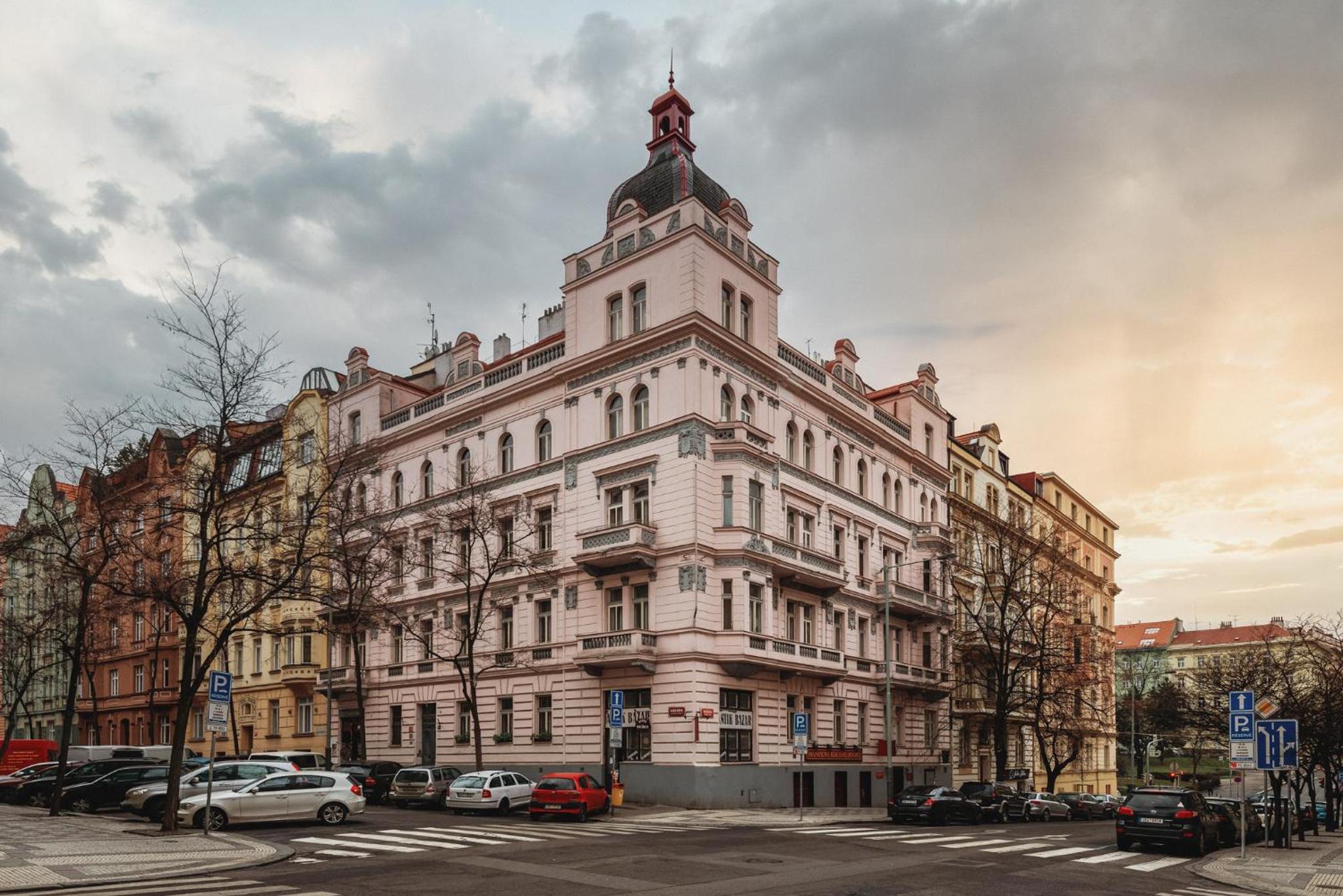 AIRSTAY PRAGUE Gallery Apartments Vinohrady