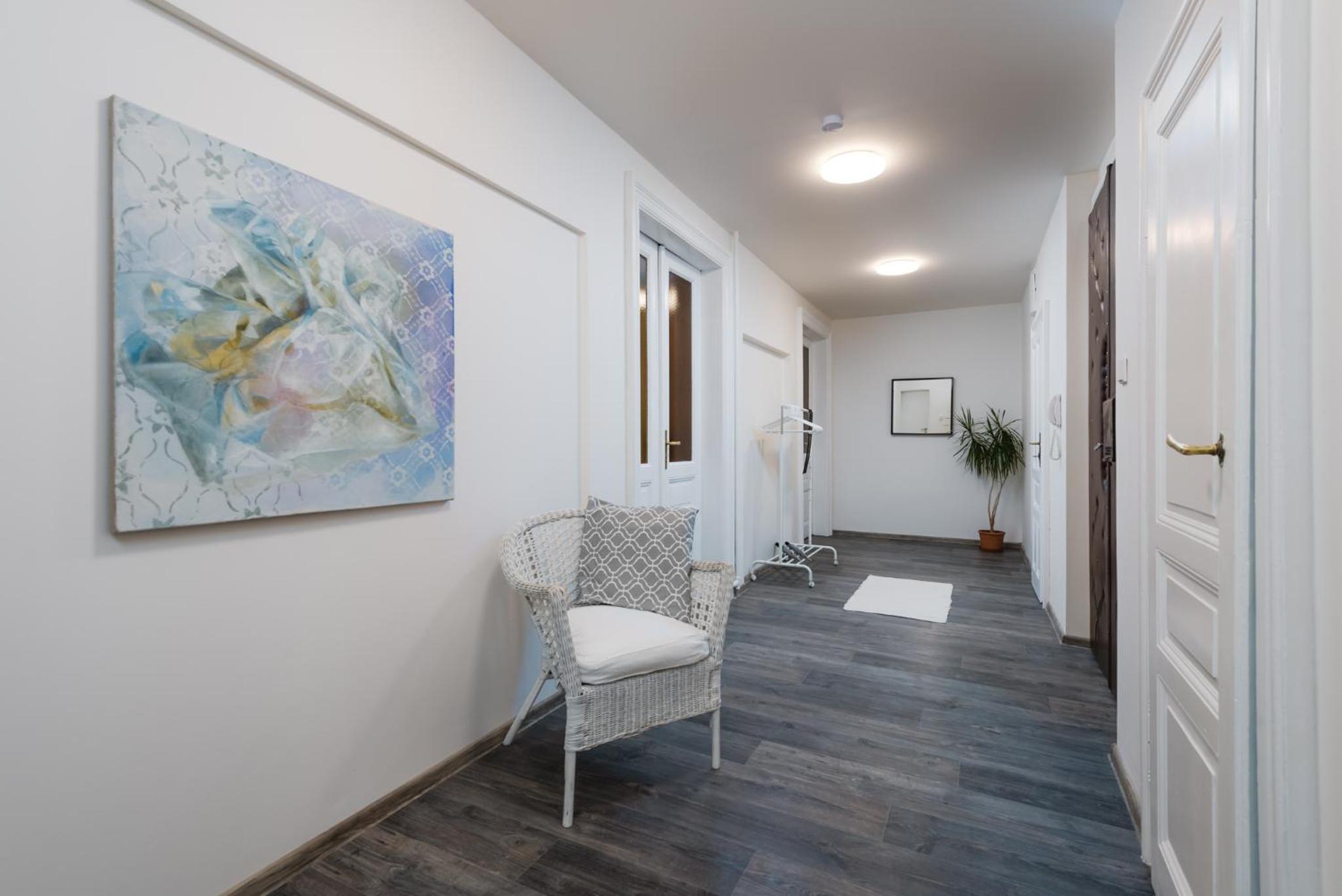 AIRSTAY PRAGUE Gallery Apartments Vinohrady
