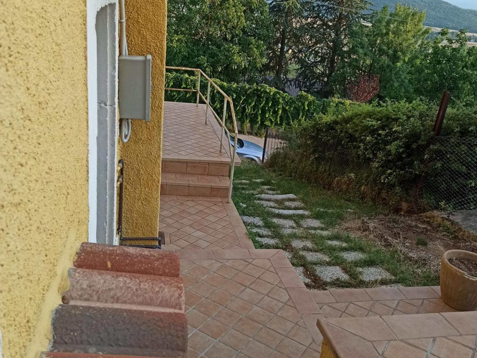 Photo 5