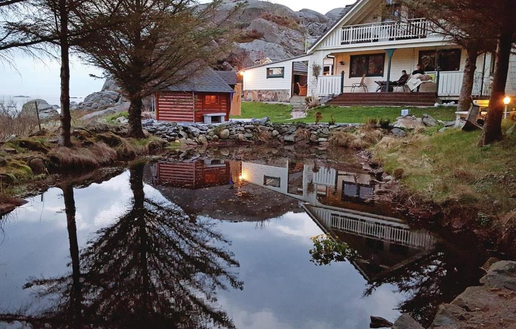 Skudeneshavn 180 Fish Camp view 2