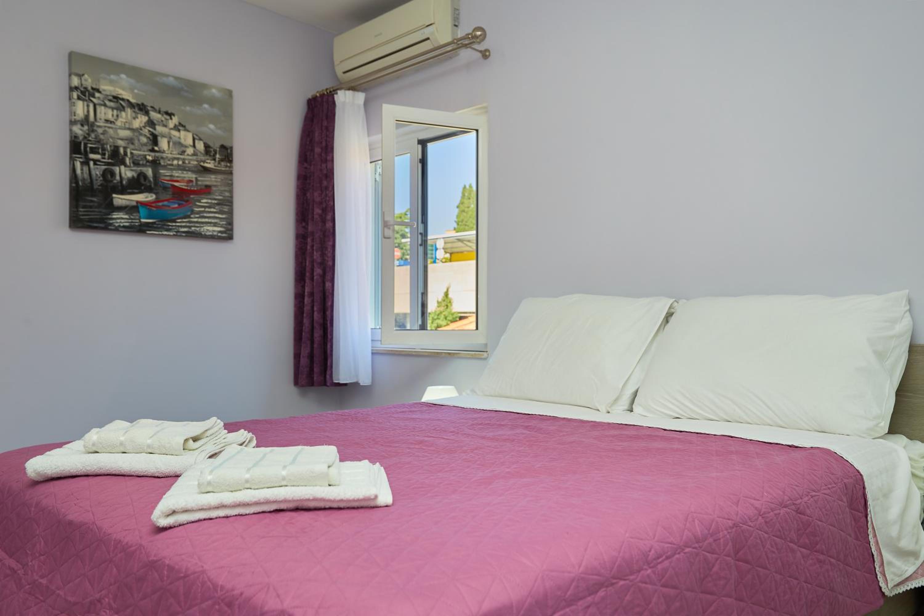 Apartments Kolorina