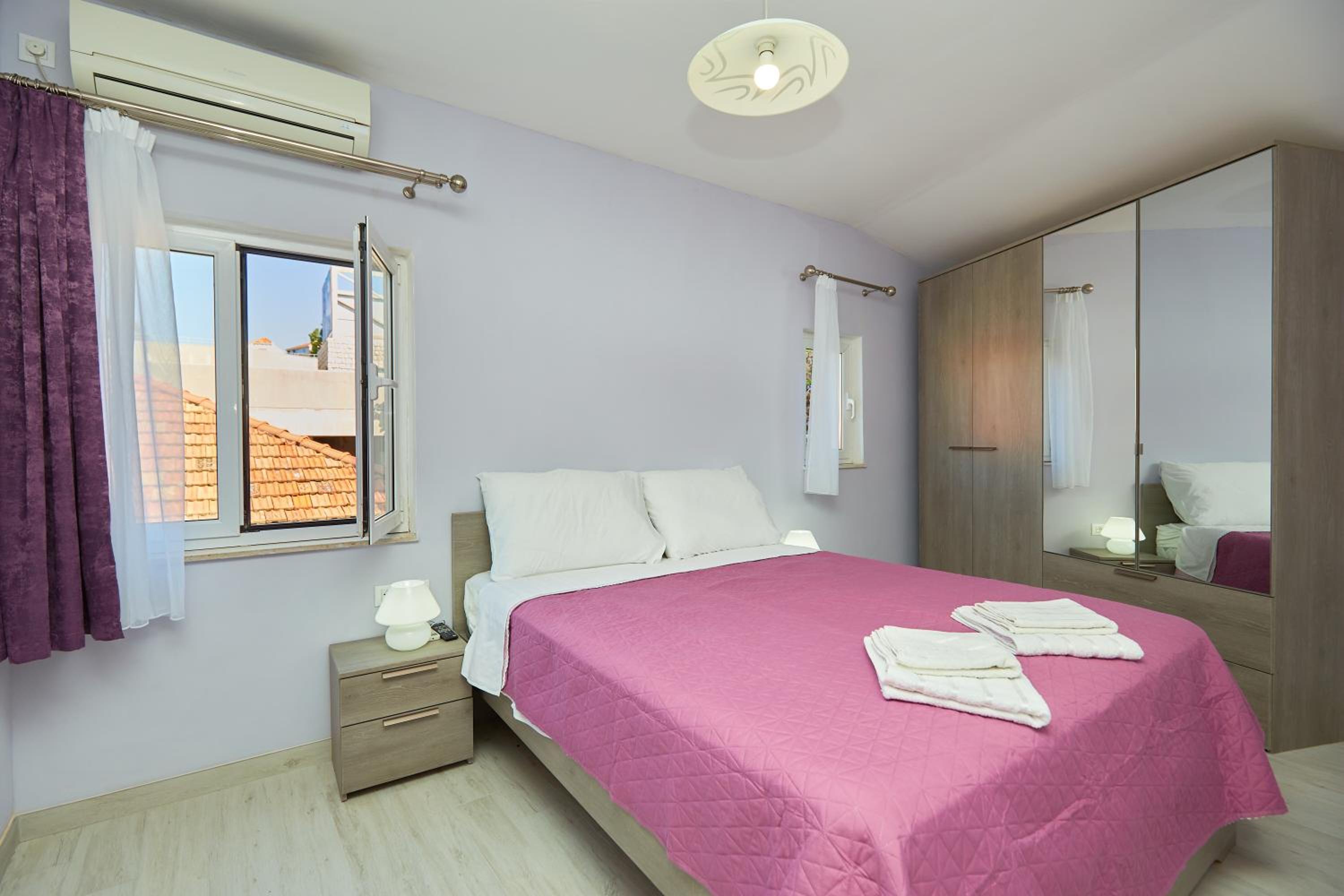 Apartments Kolorina