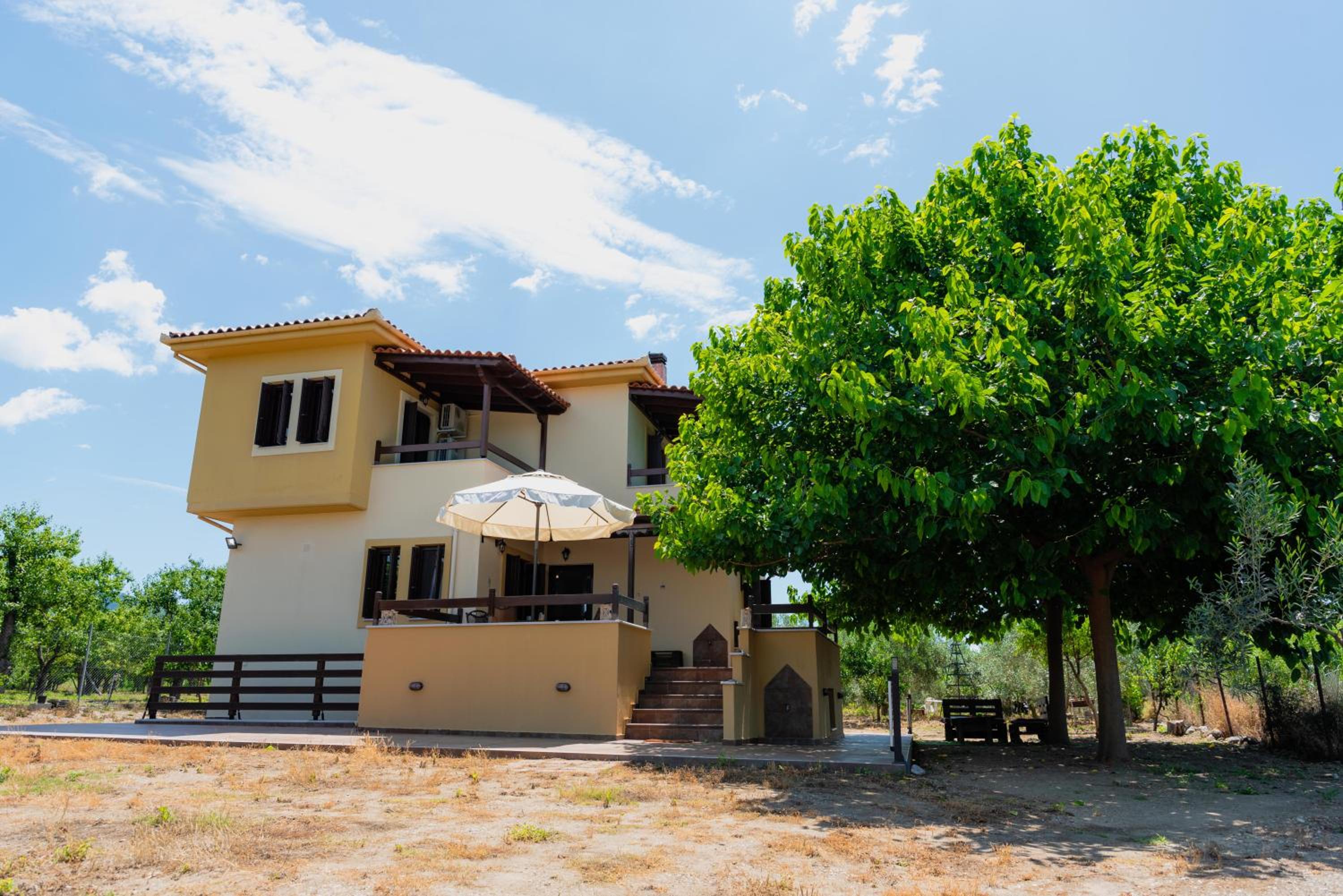 Karavos Grove