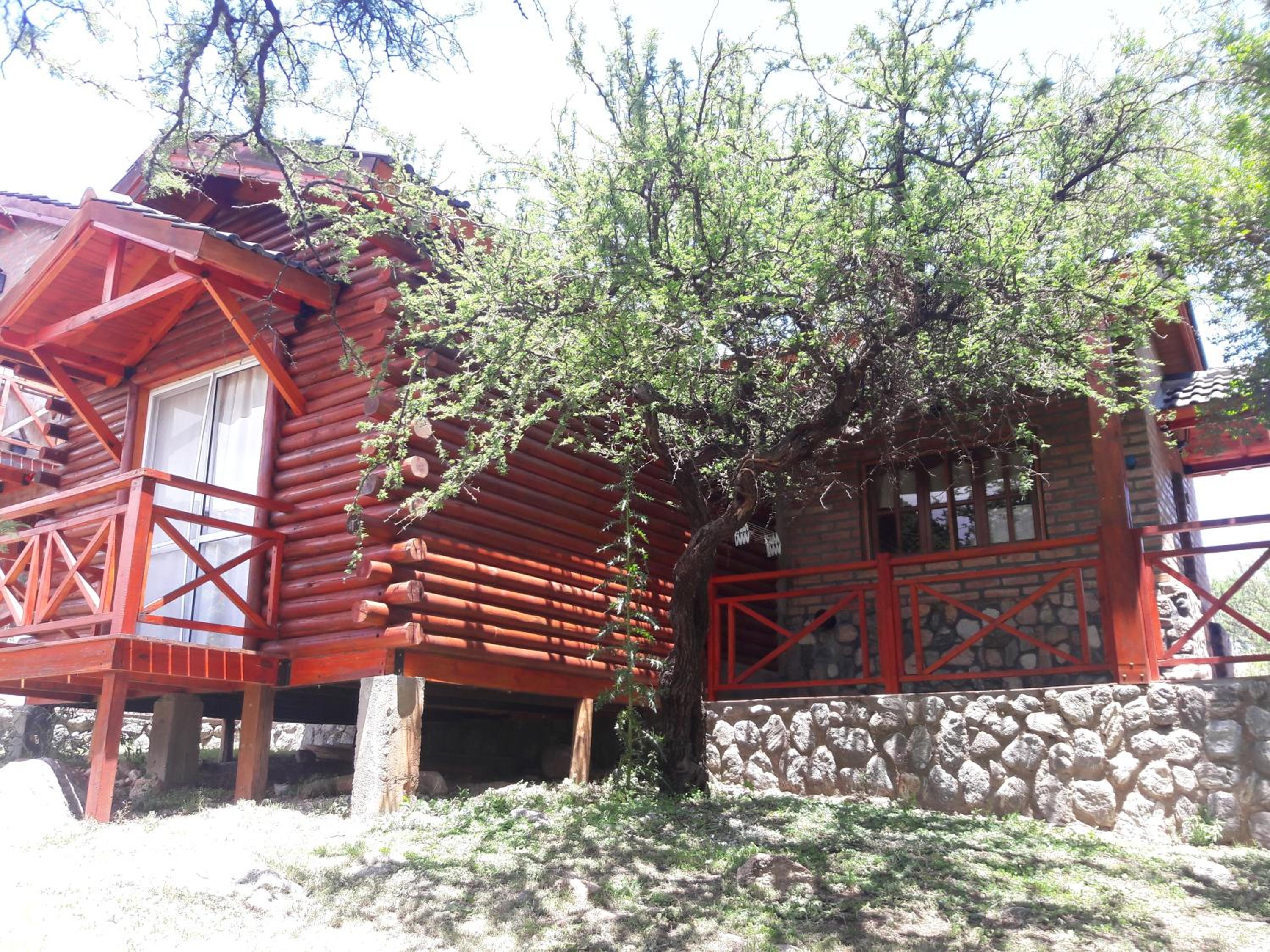 Complejo Arlington Village