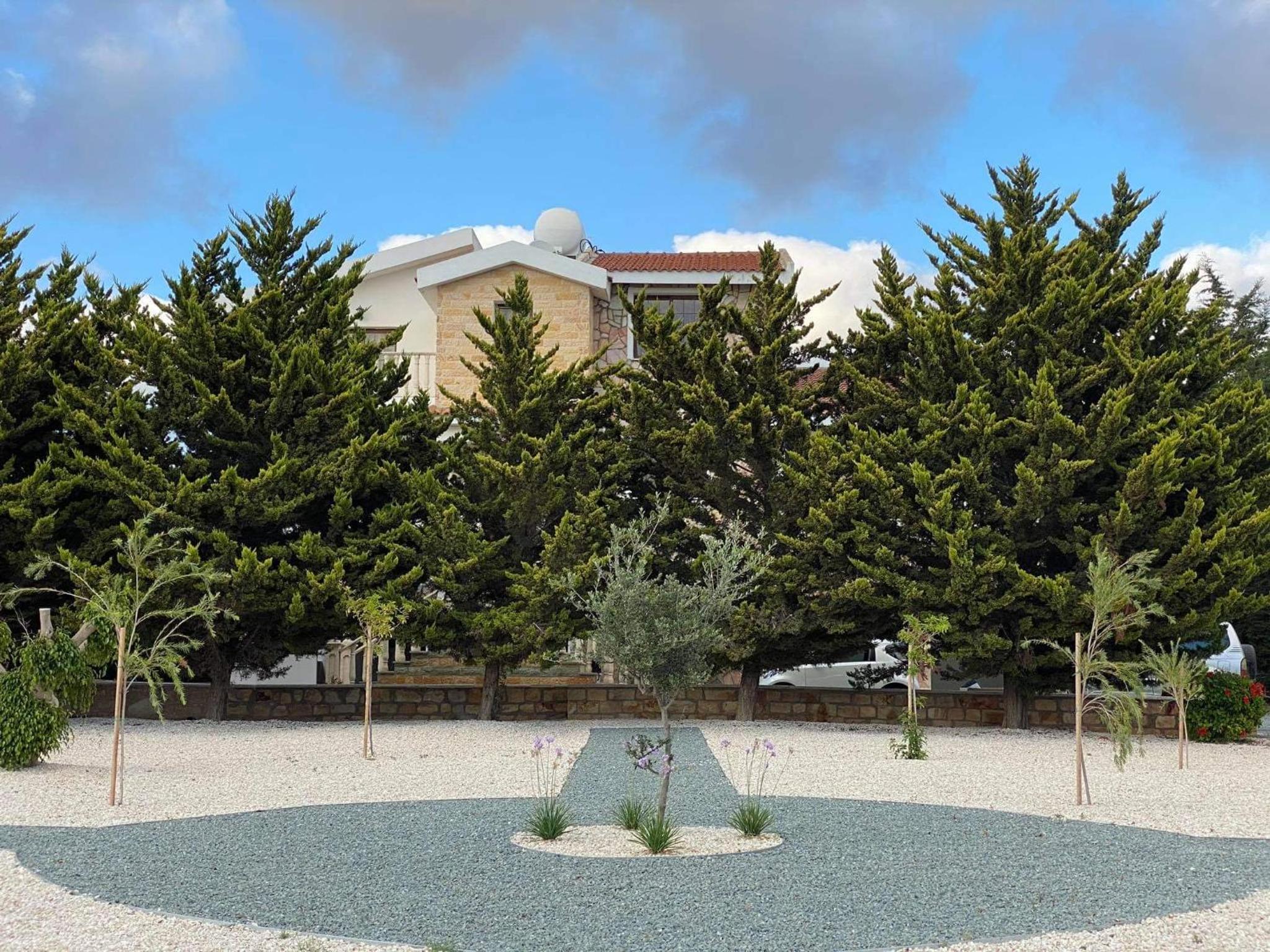 Villa Kapistris Dyo view 2