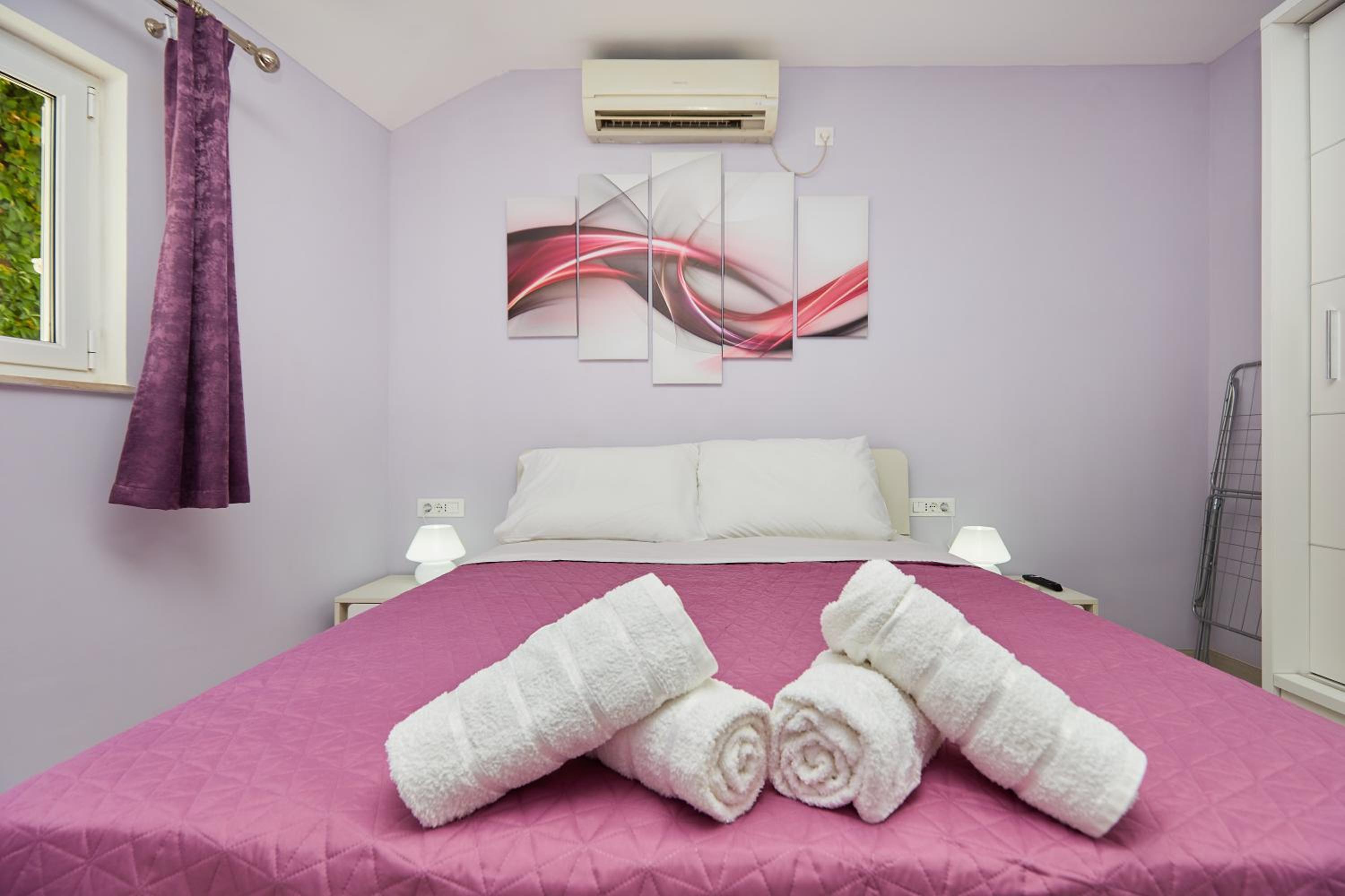 Apartments Kolorina