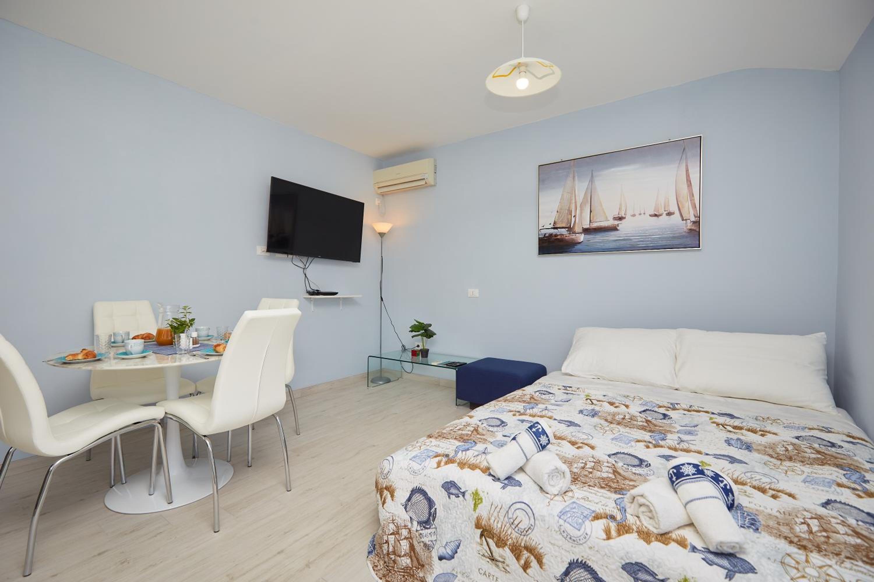 Apartments Kolorina