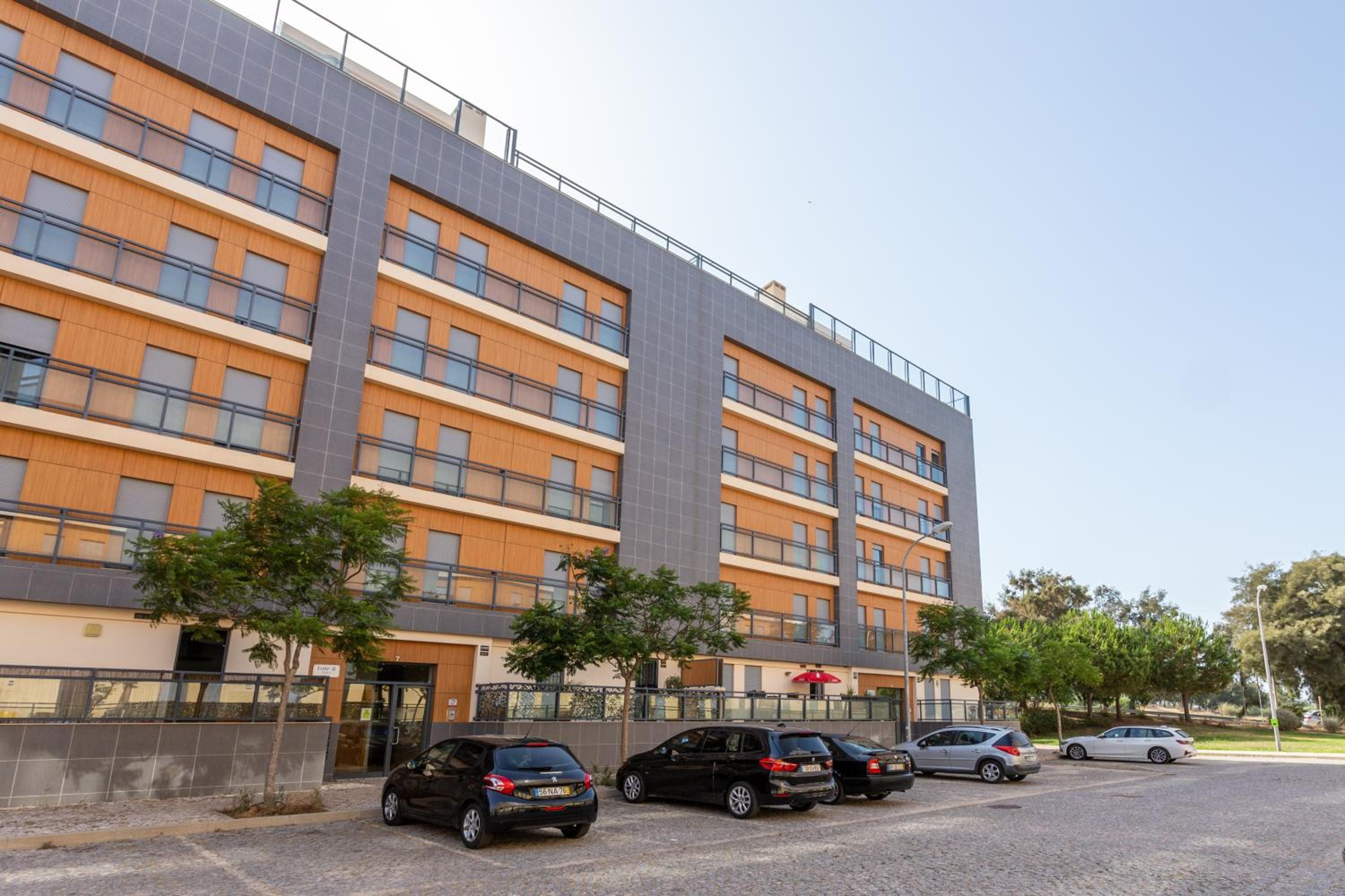 Alegria Amazing apartment with swimming pool view 2