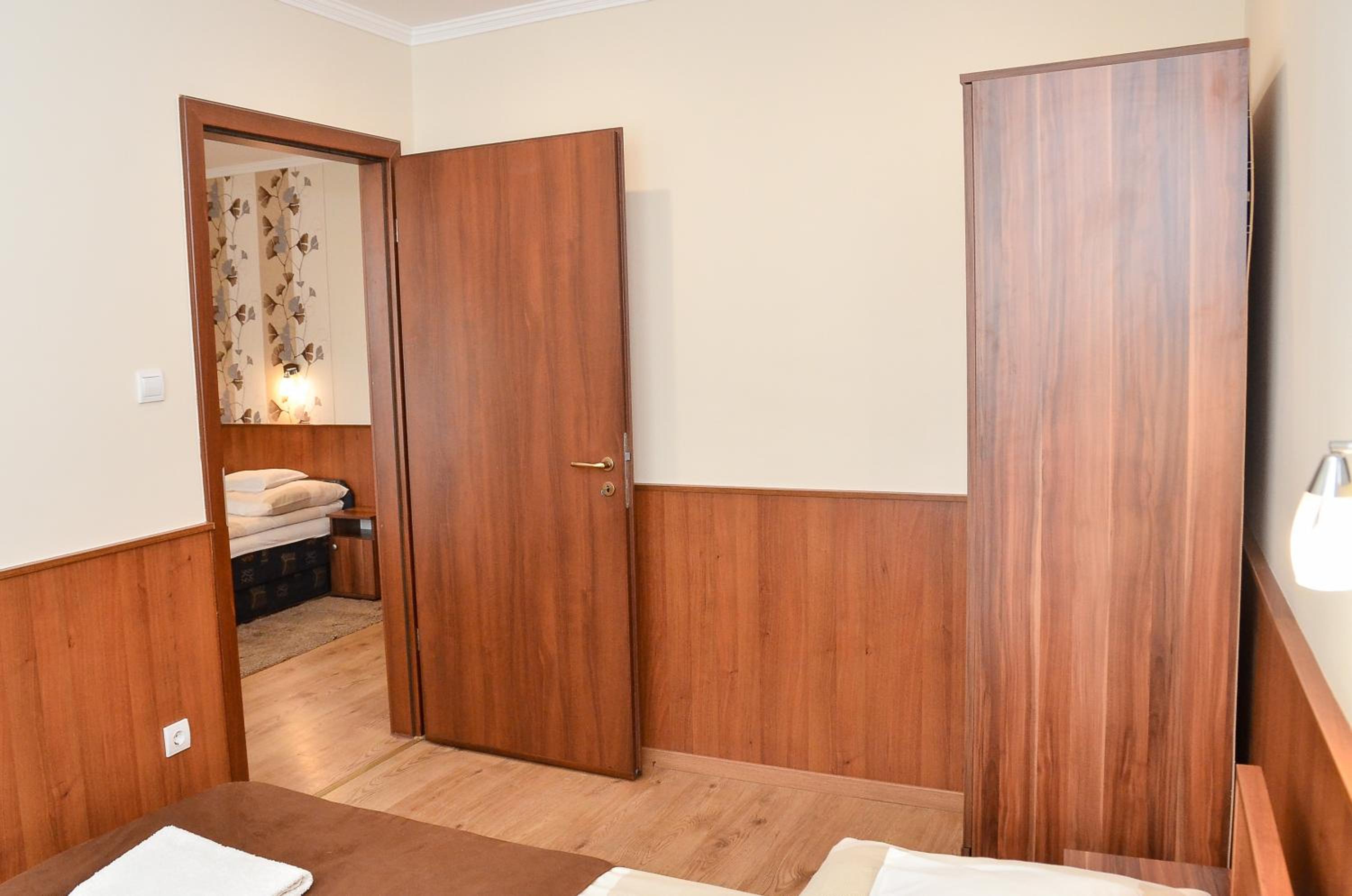 Média Apartmanház