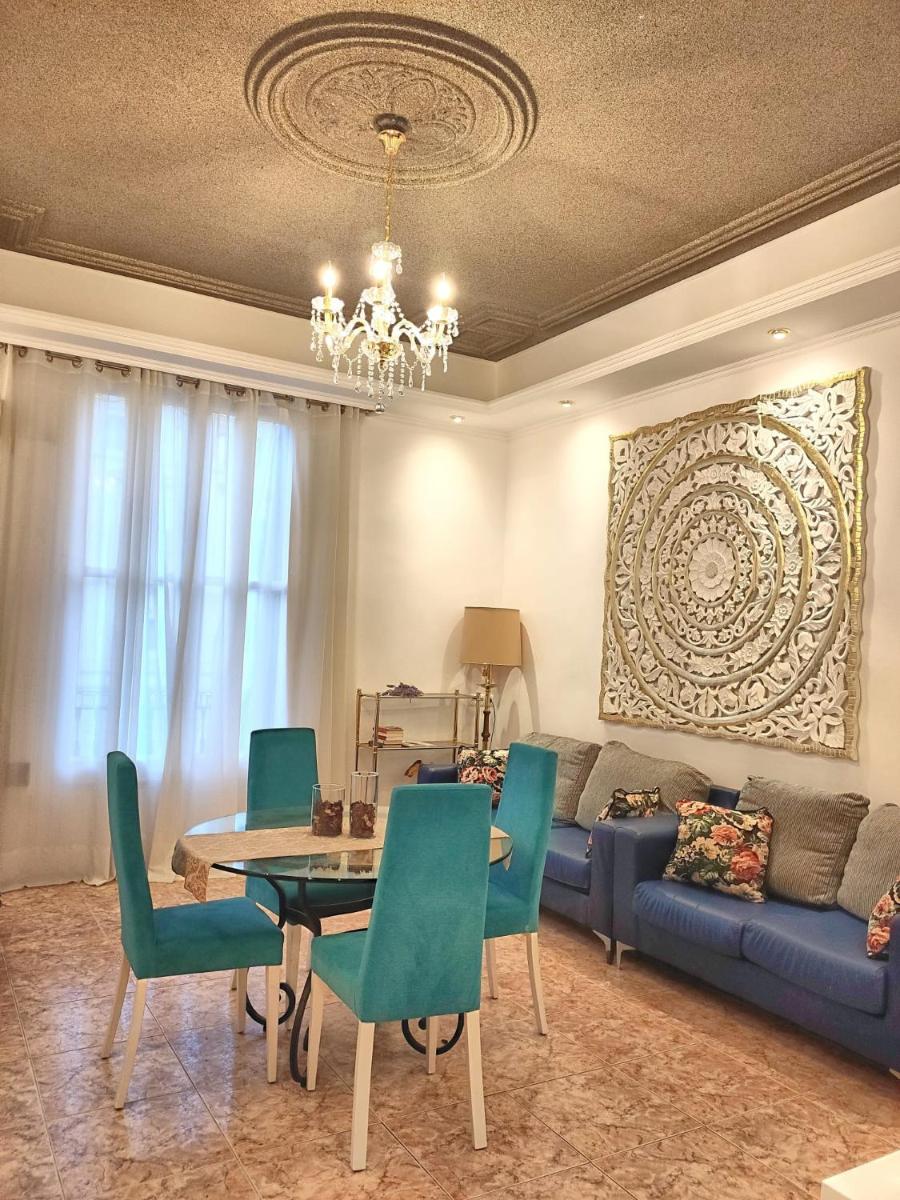Hostal Orleans