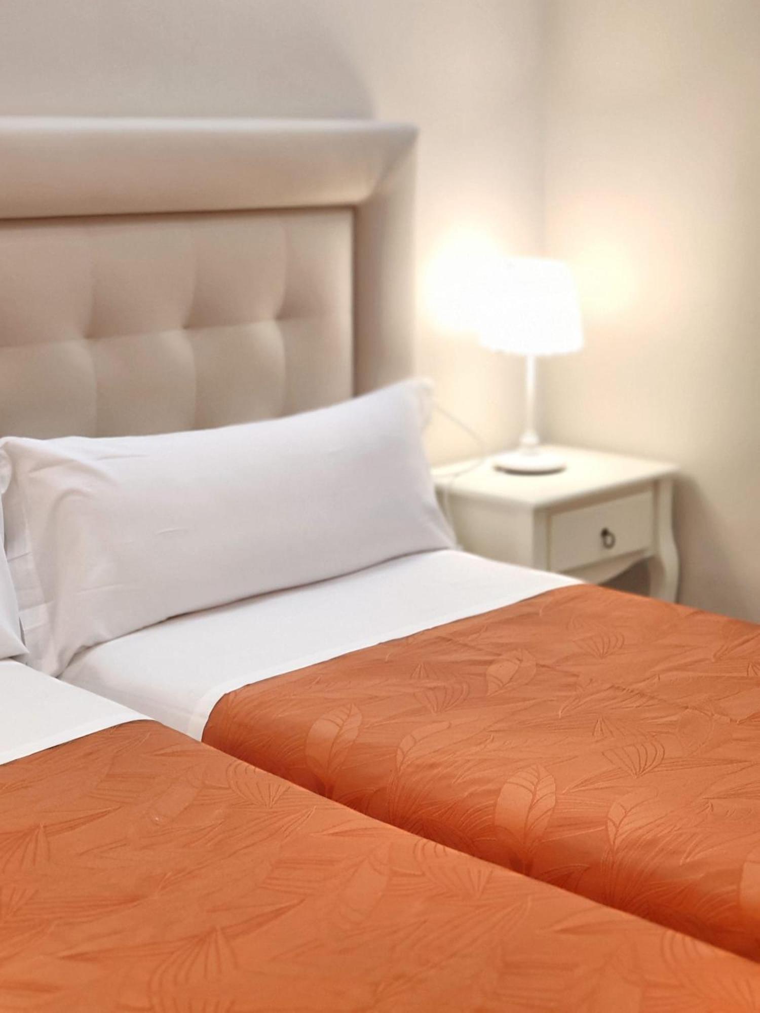 Hostal Orleans