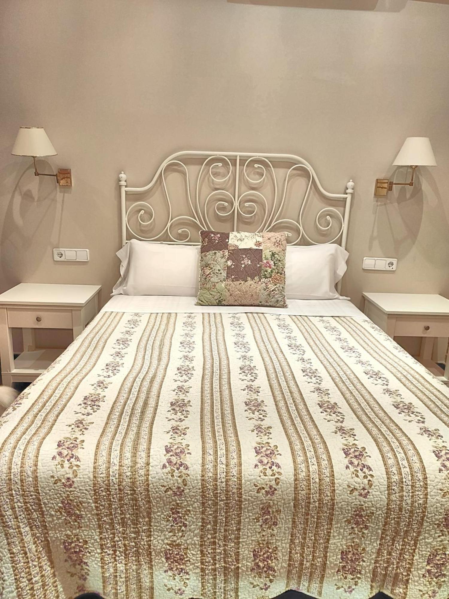 Hostal Orleans