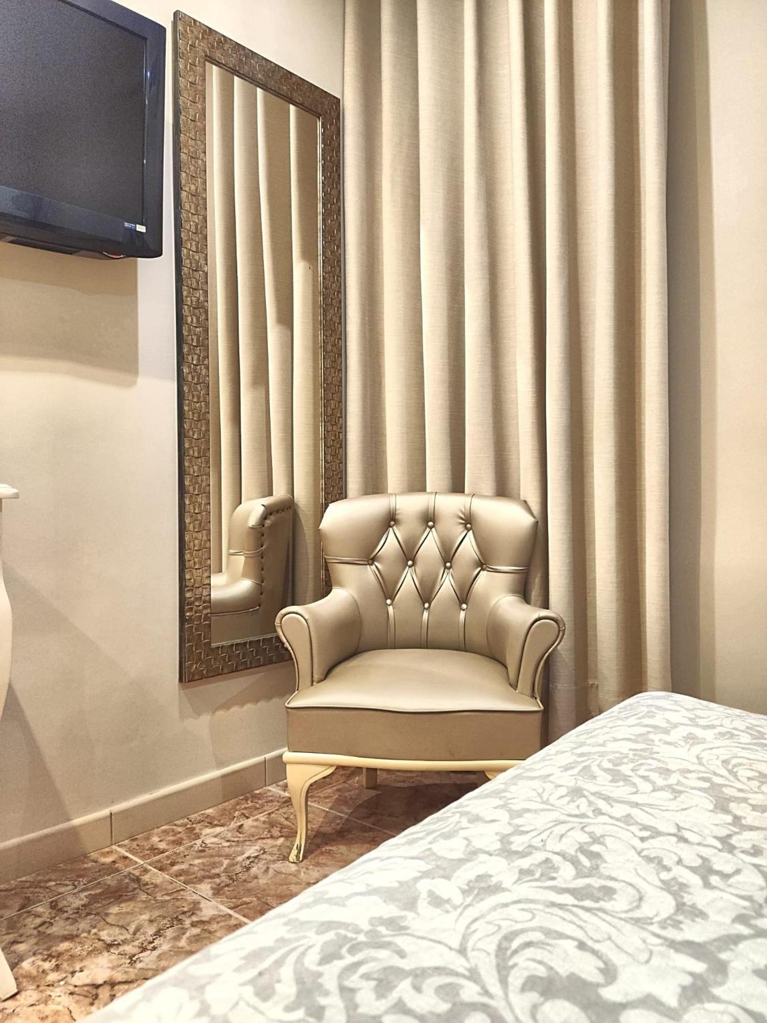 Hostal Orleans