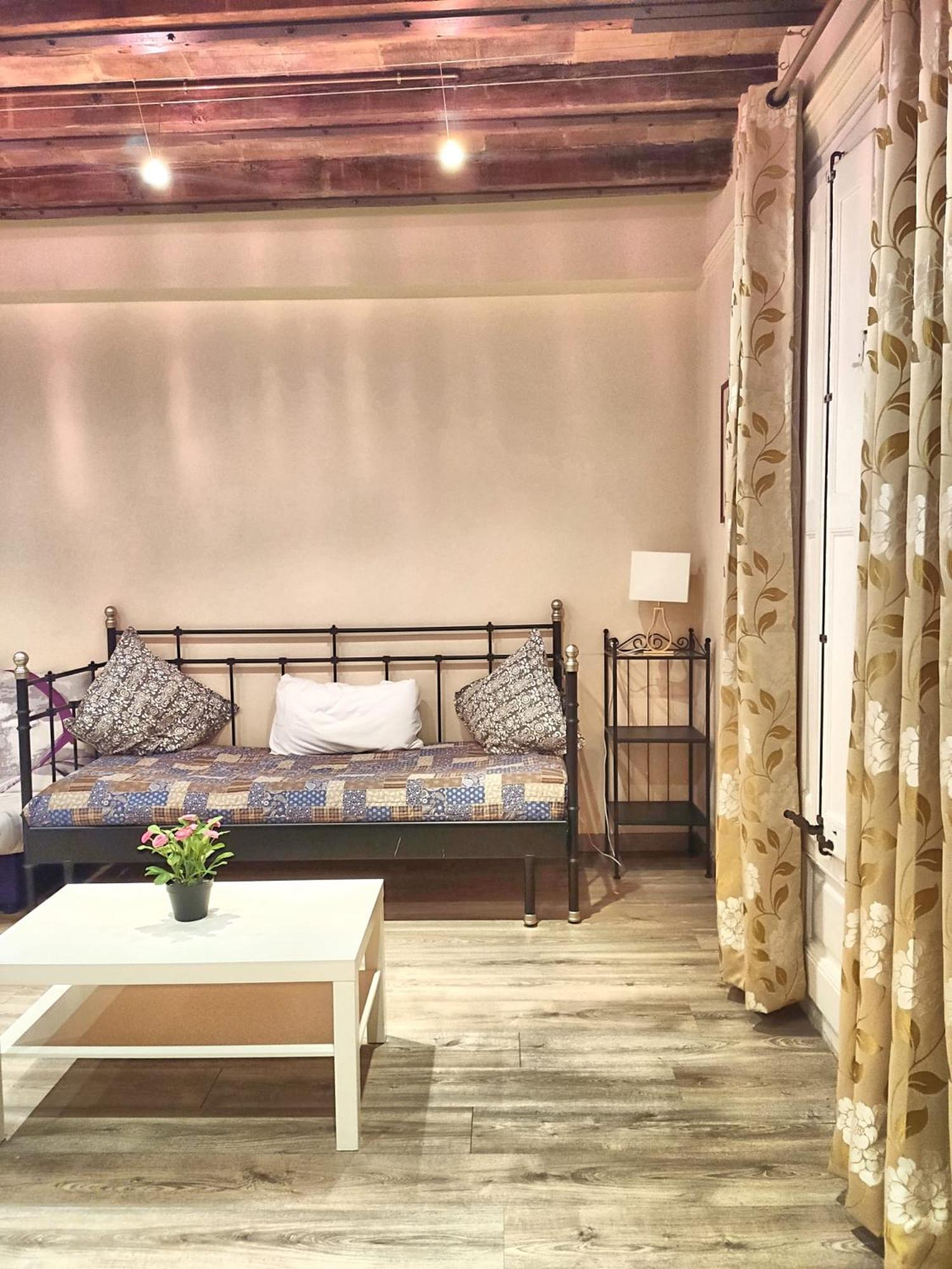 Hostal Orleans