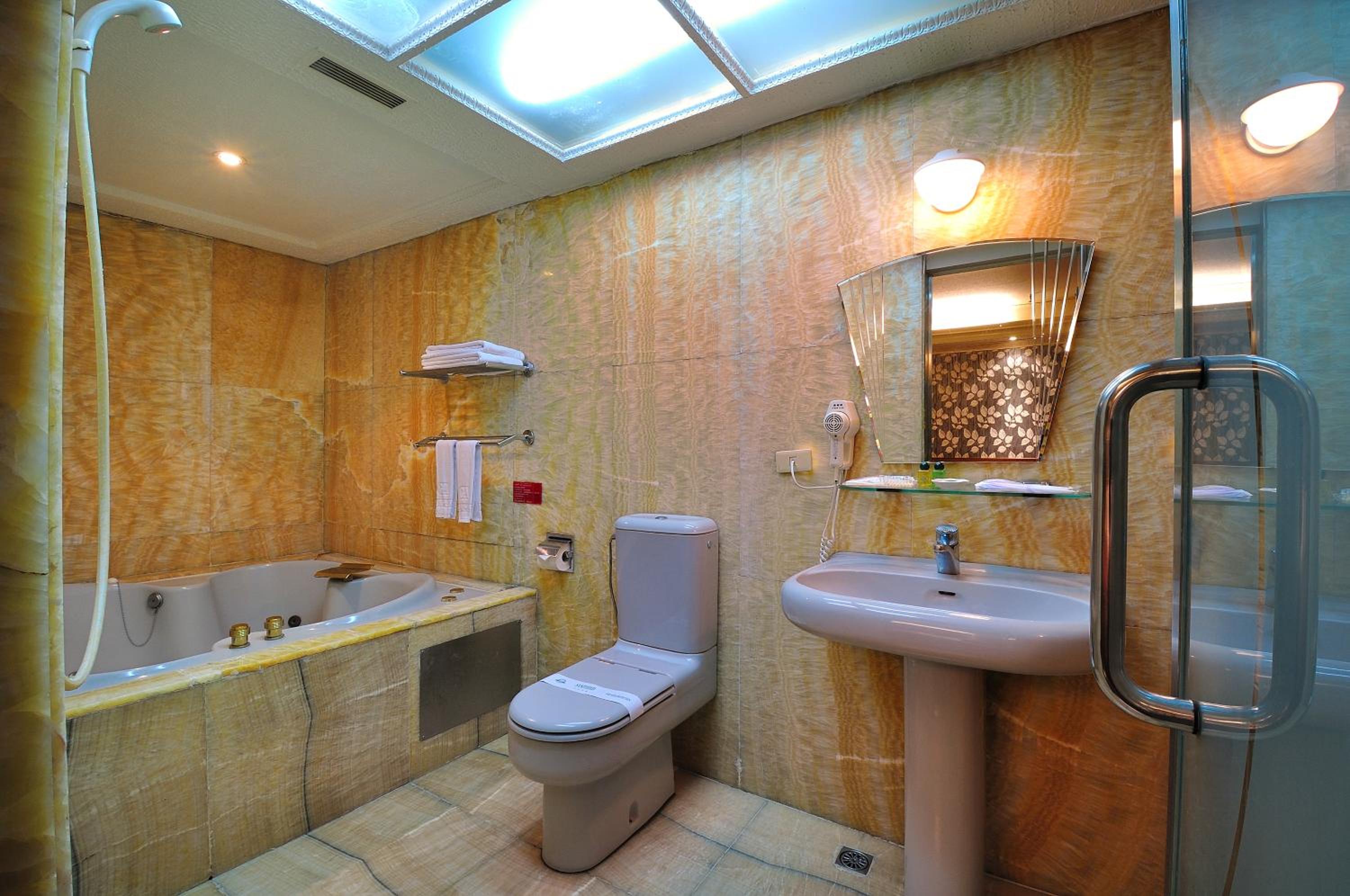 友愛金色商旅 Yoai Golden Hotel