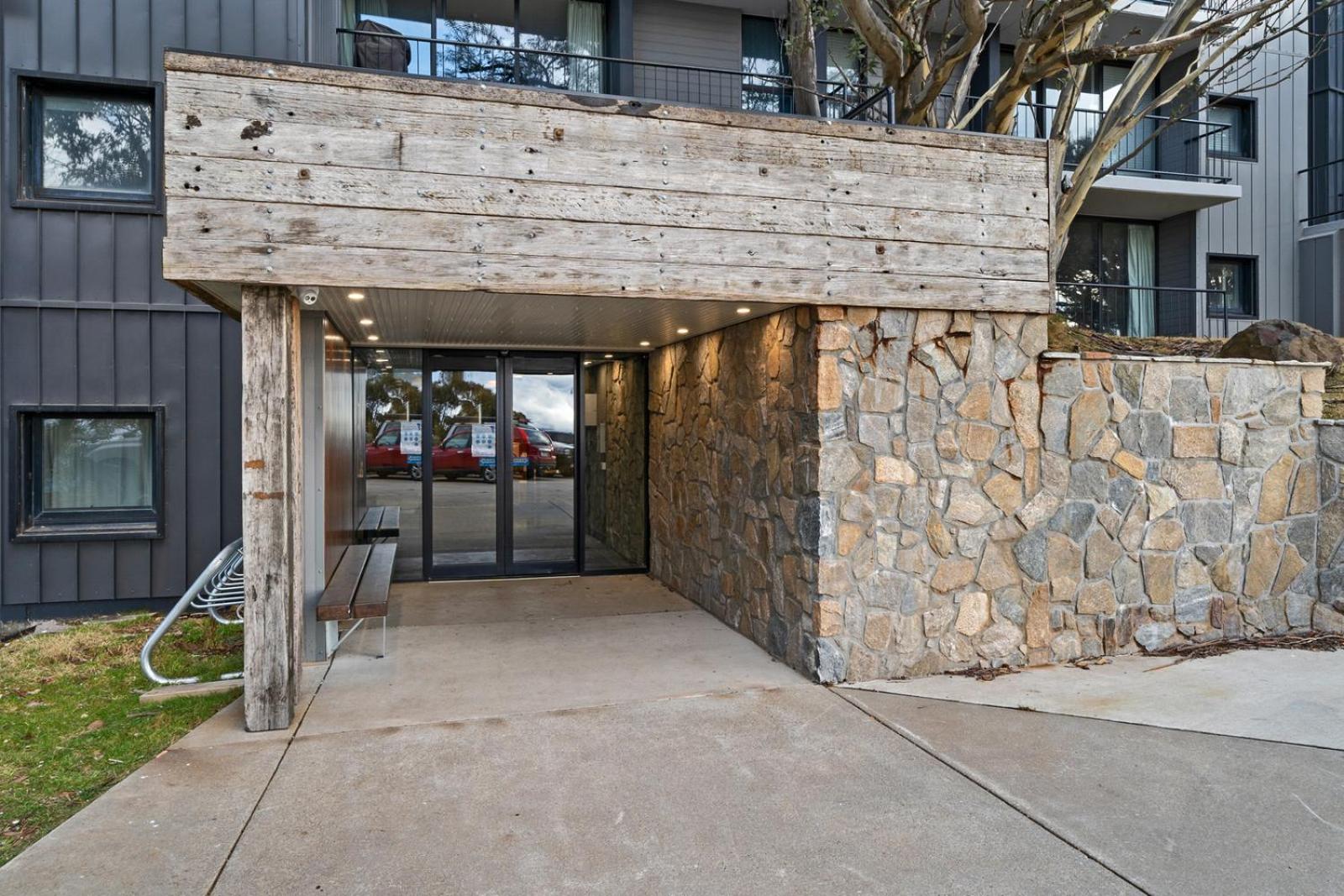 Chalet Apartments - Mt Buller Apartment Rentals