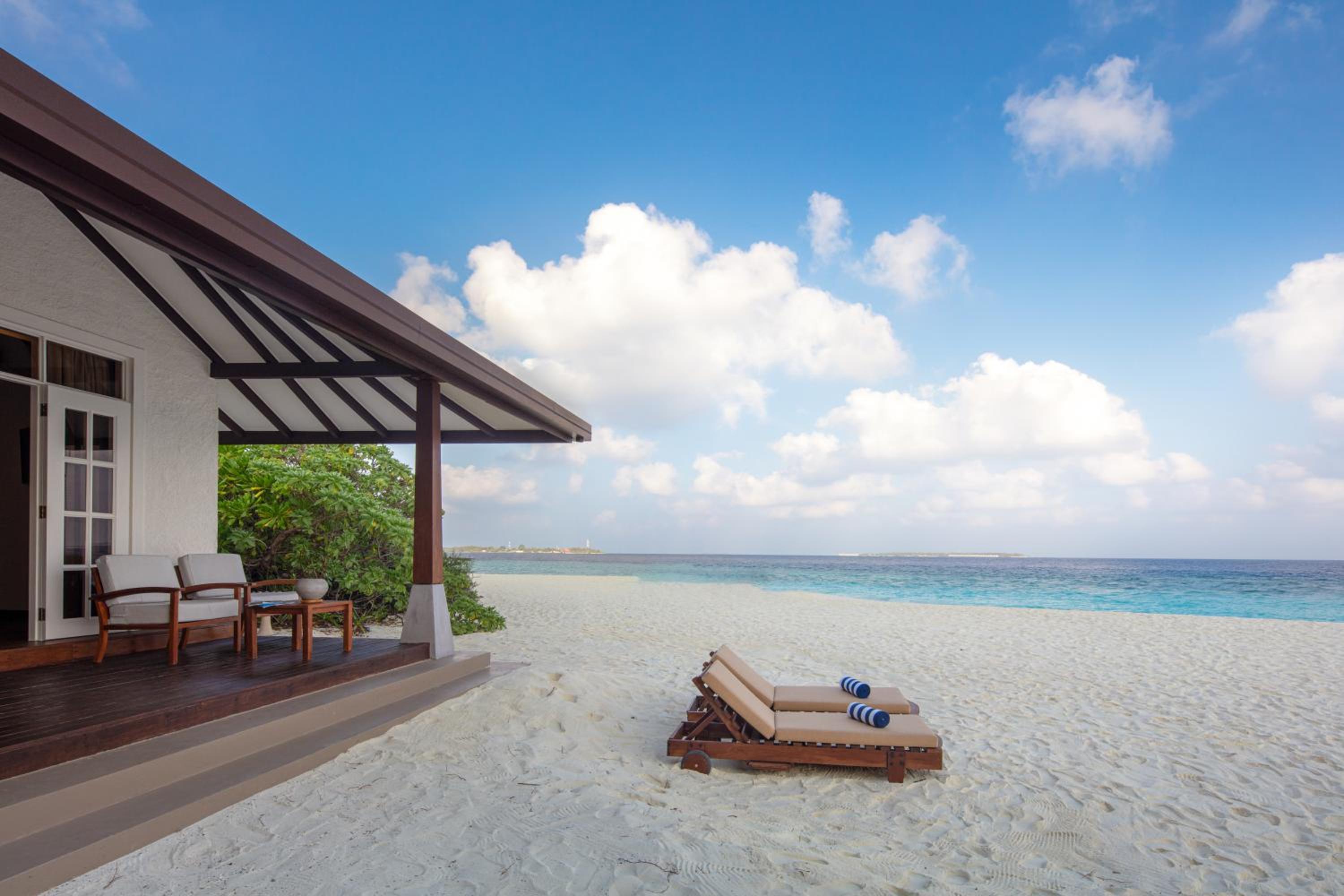 Adaaran Select Meedhupparu - with Dine around Premium All inclusive - 24 hours