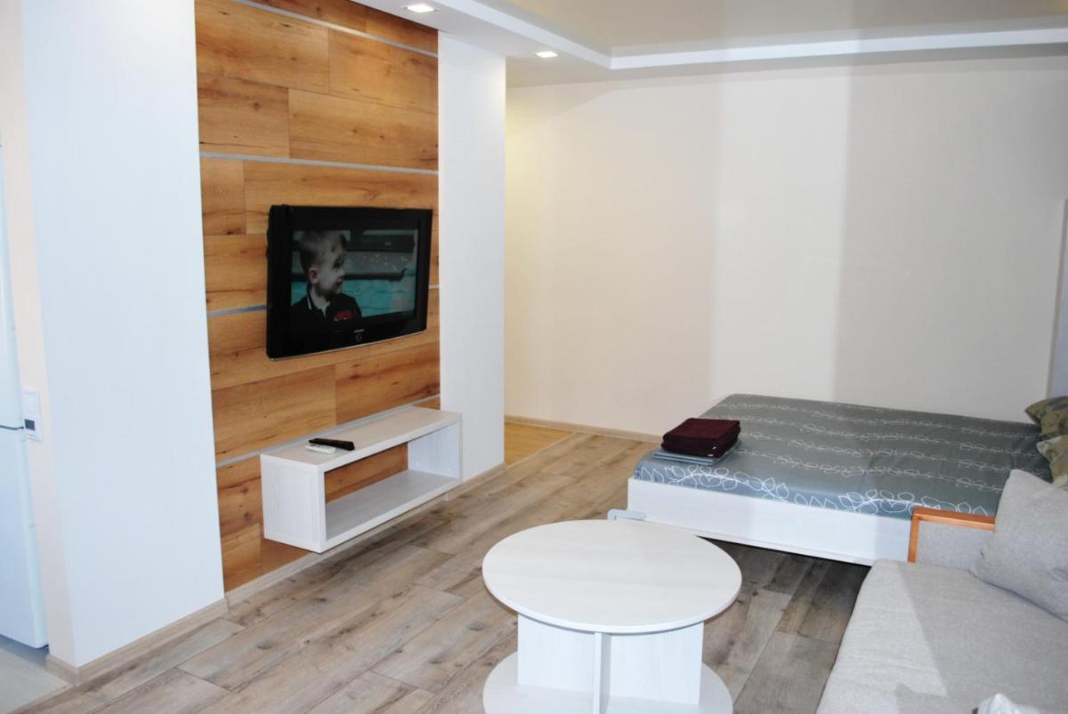 Apartment at Kirova (A. Polia) view 2