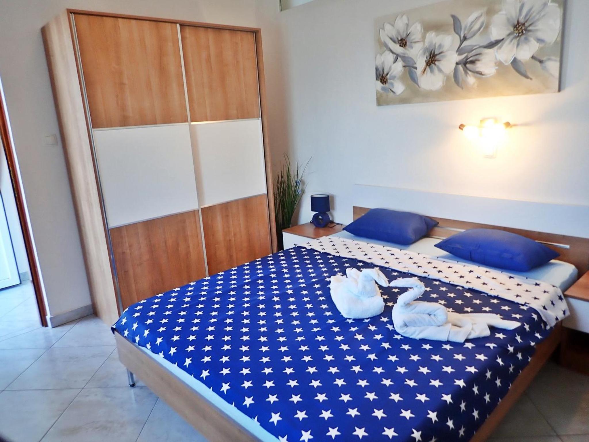 Apartments Lilly by the sea view 4